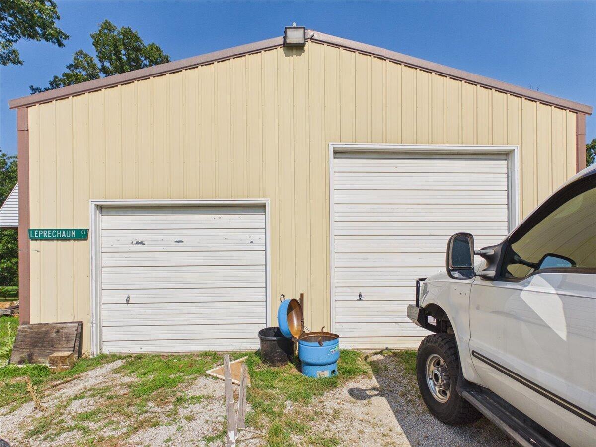 16577 State Highway H Property Photo 52