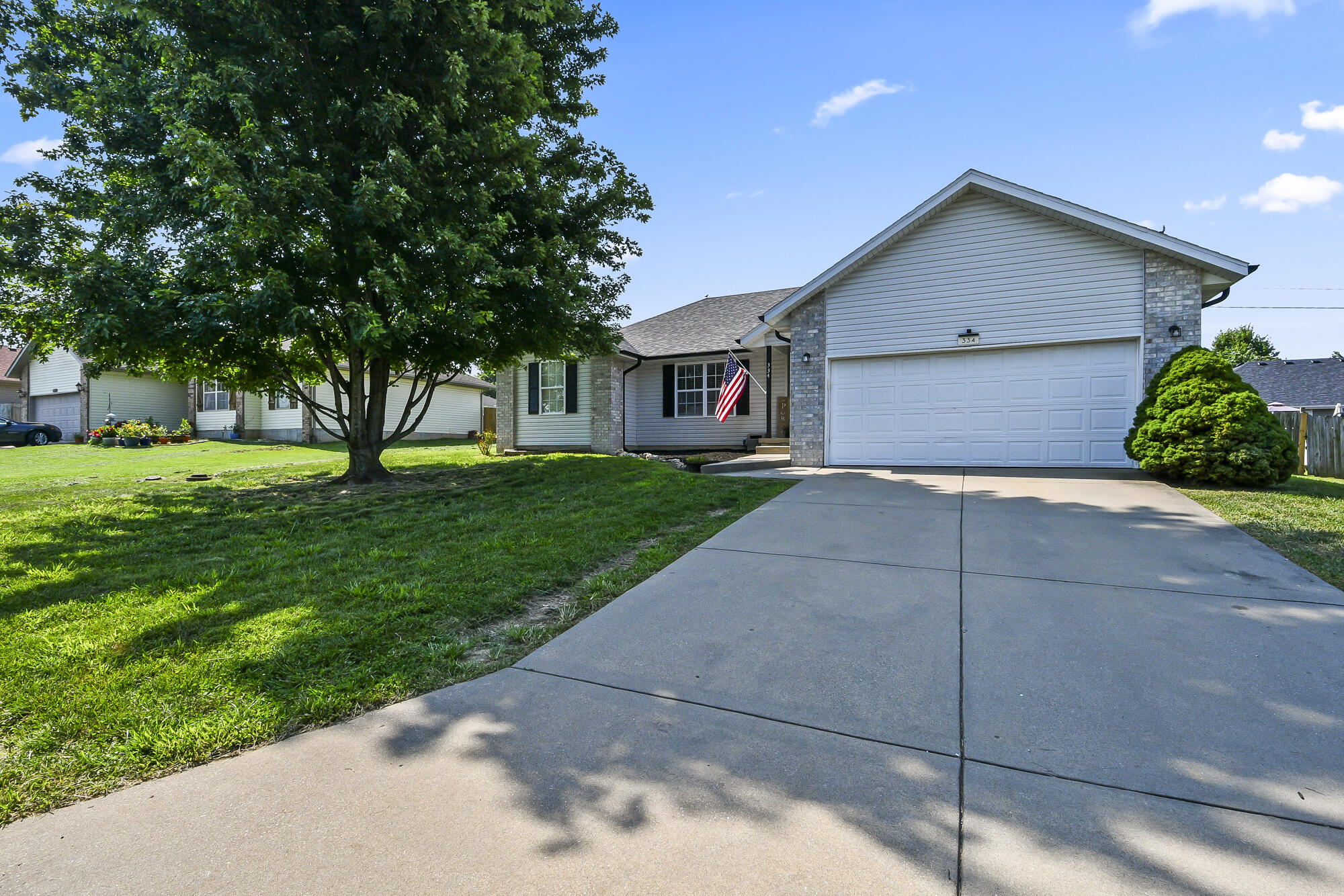 334 Sugar Tree Road Property Photo 4