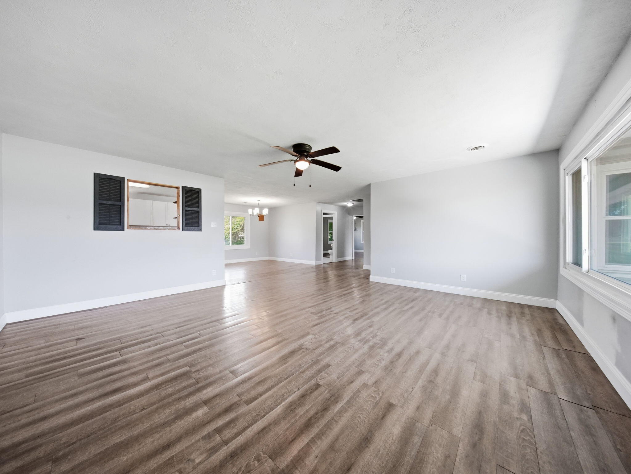 1611 West Fair Play Street Property Photo 5