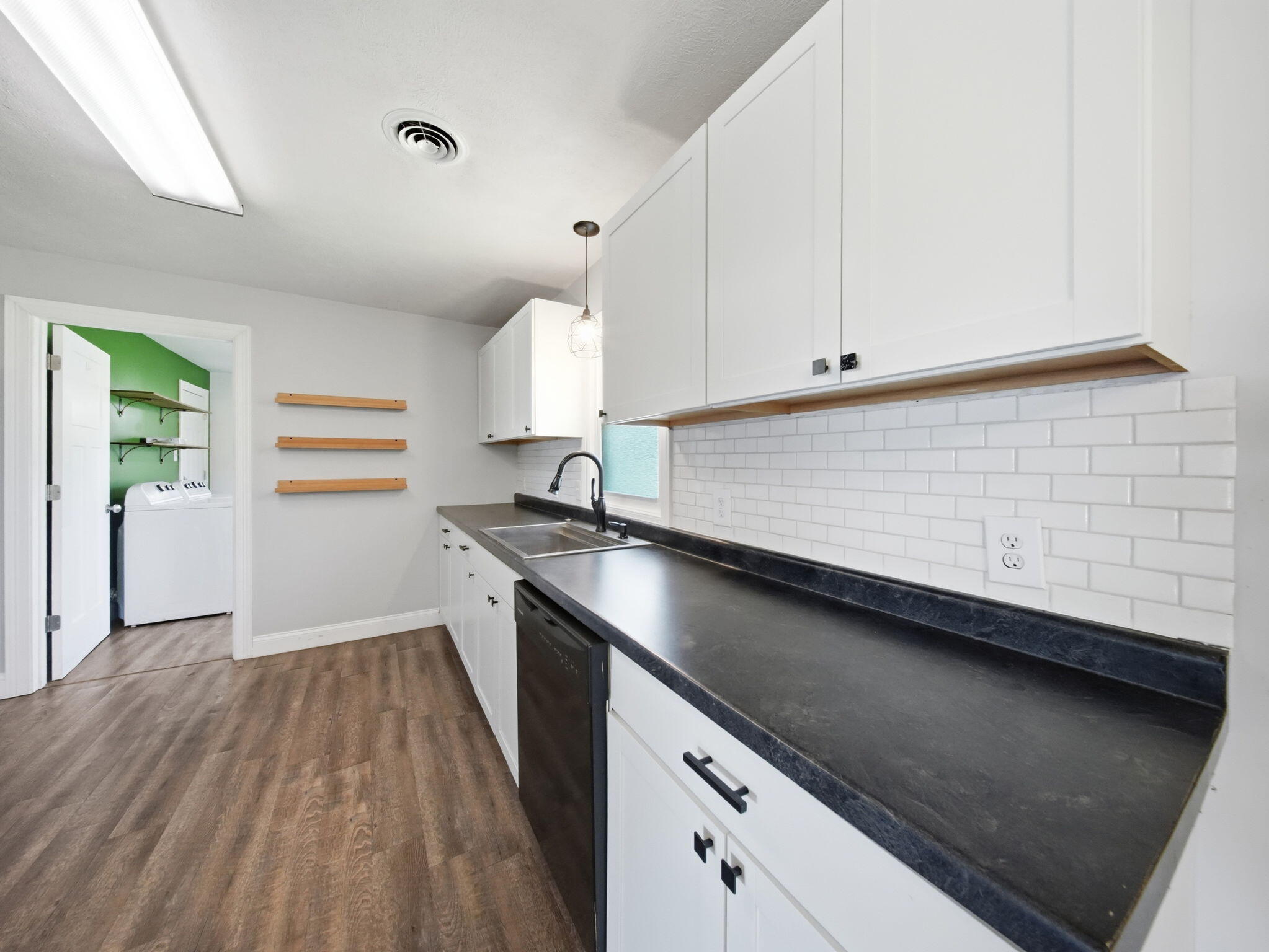1611 West Fair Play Street Property Photo 14