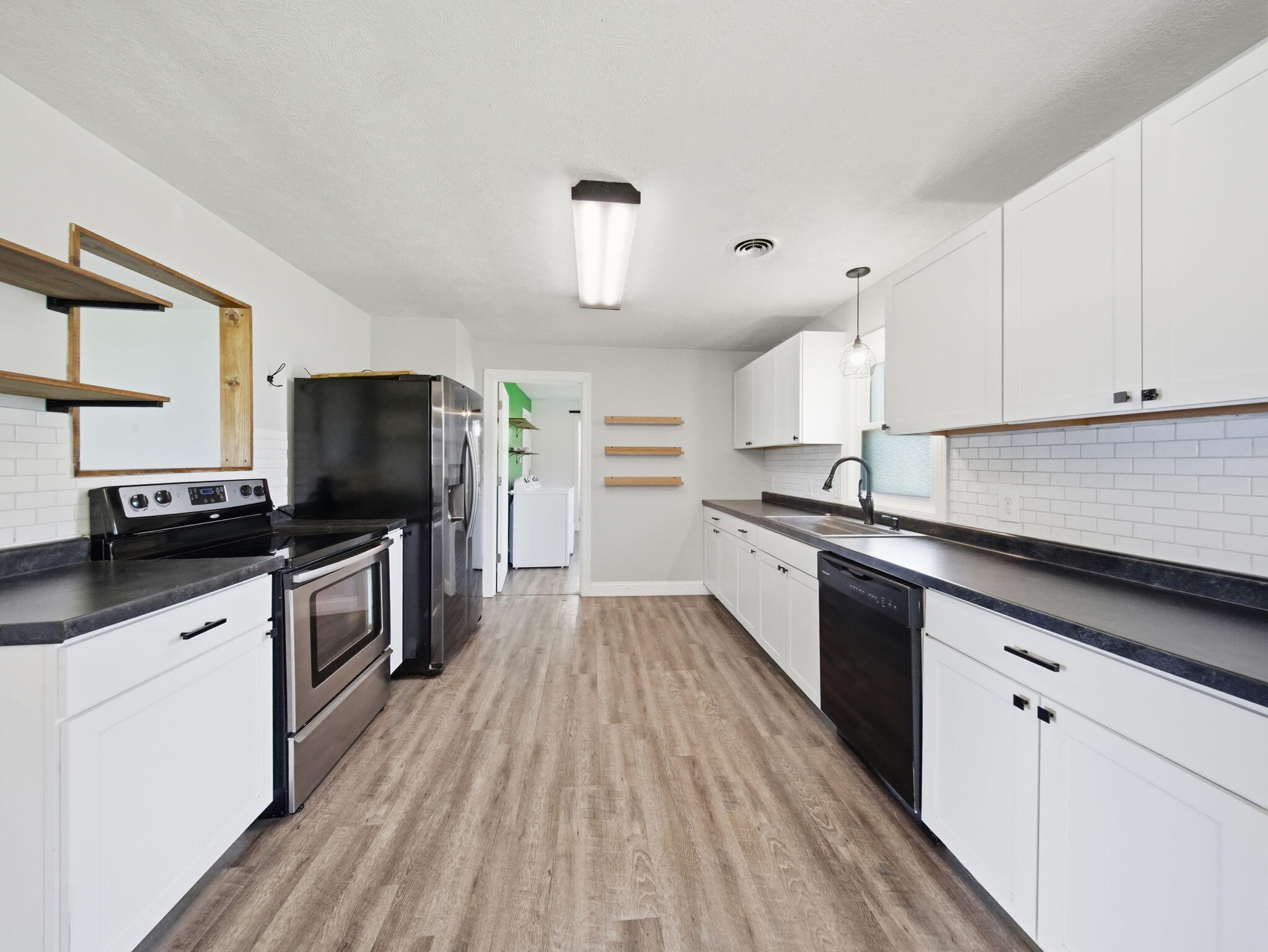 1611 West Fair Play Street Property Photo 16