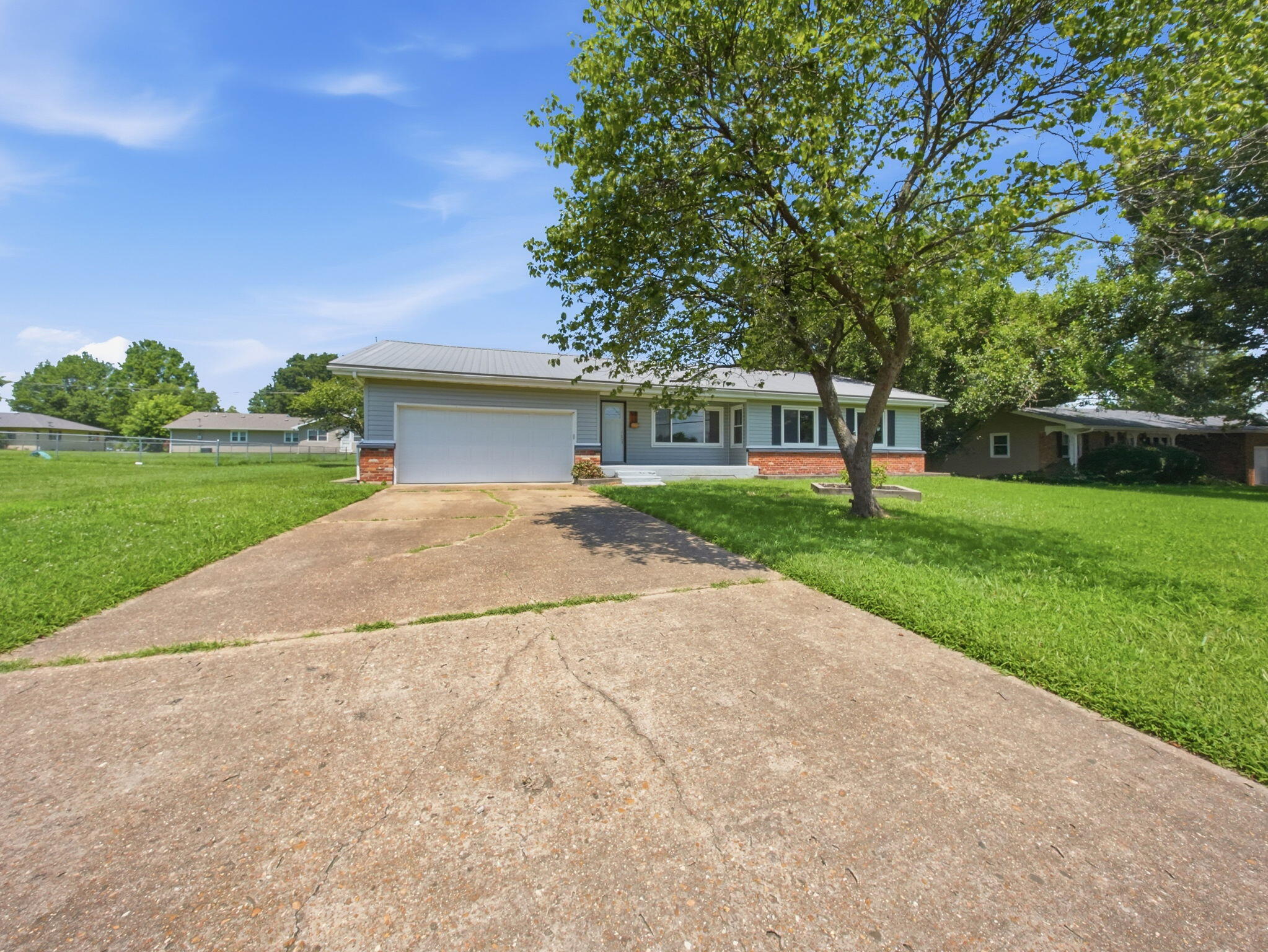 1611 West Fair Play Street Property Photo 41