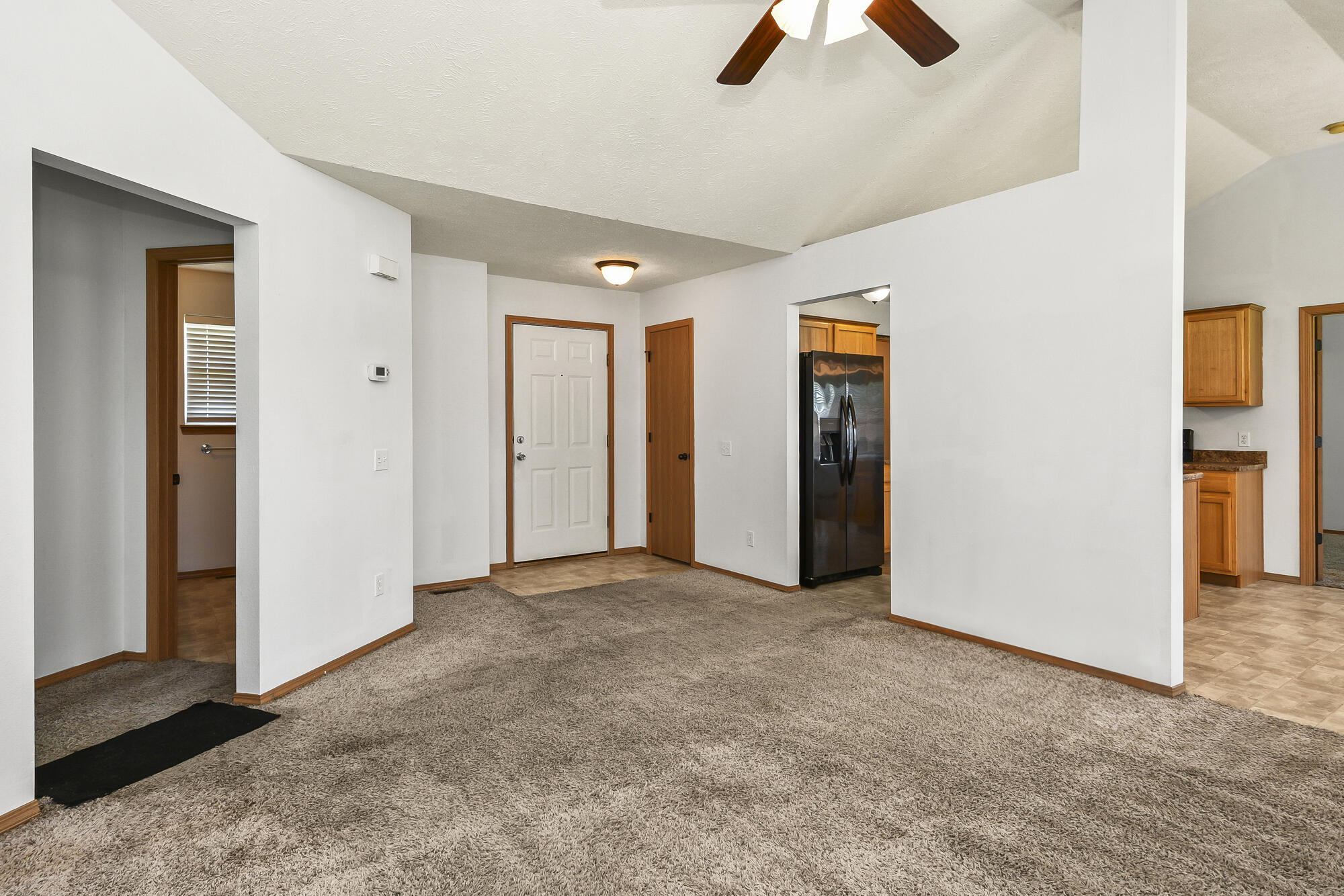 271 Maplewood Drive Property Photo 2