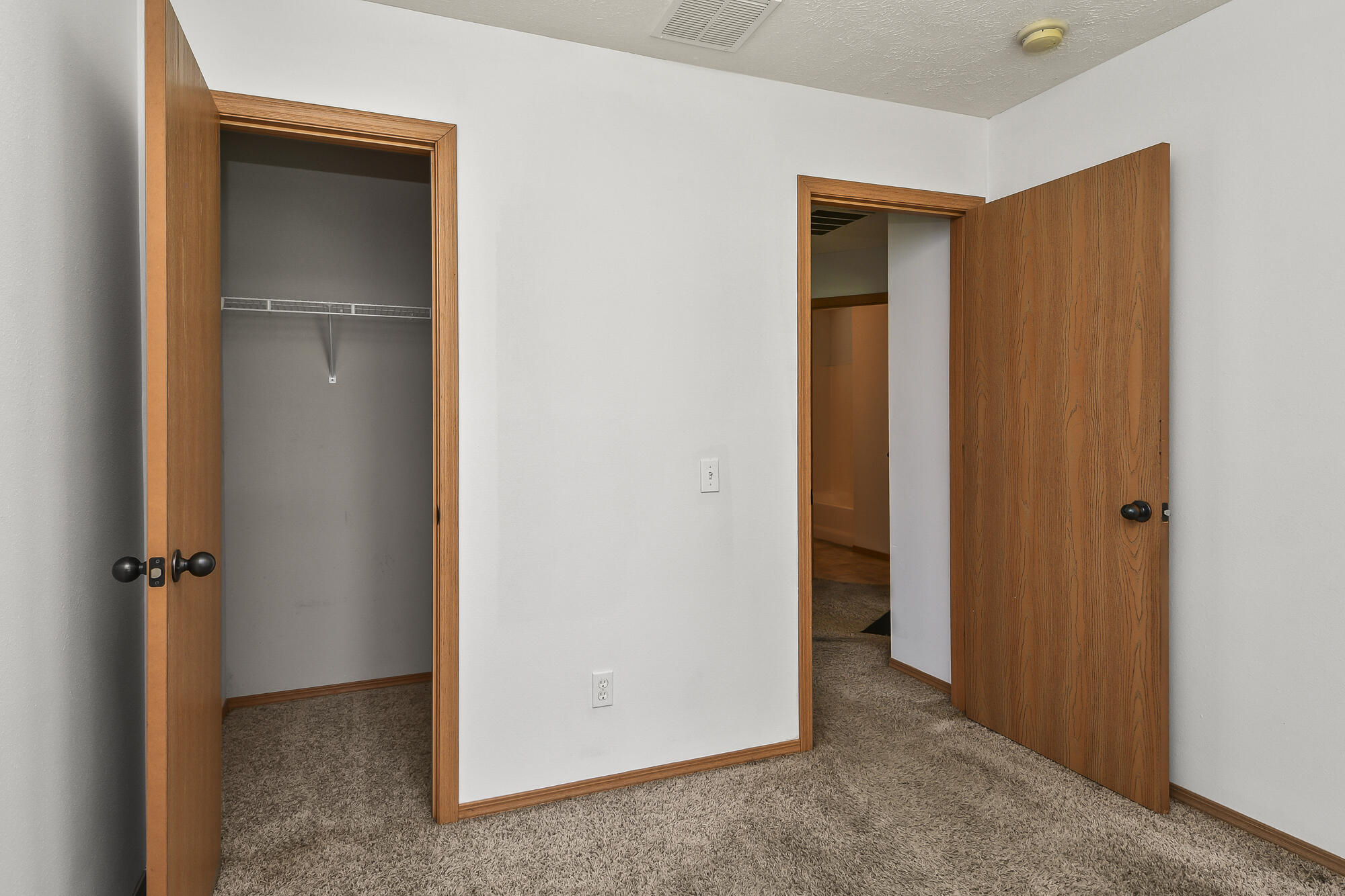 271 Maplewood Drive Property Photo 22