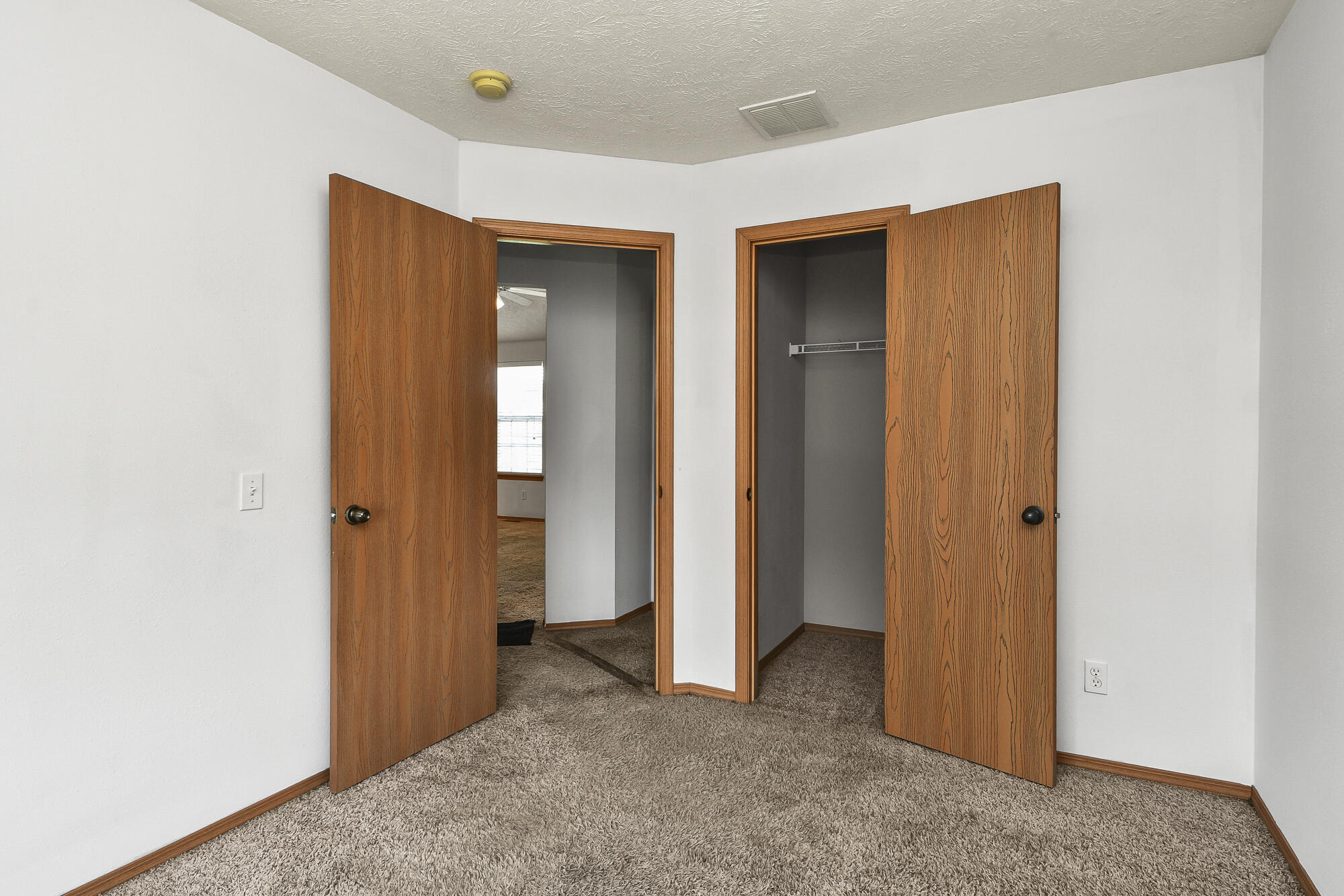 271 Maplewood Drive Property Photo 24