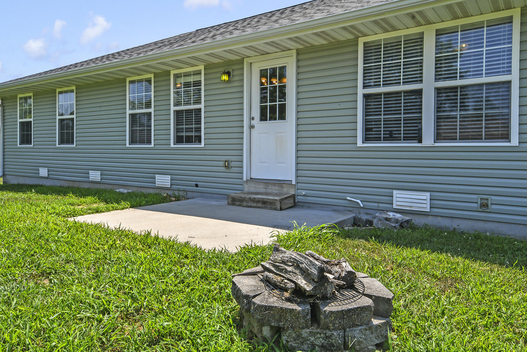 271 Maplewood Drive Property Photo 33
