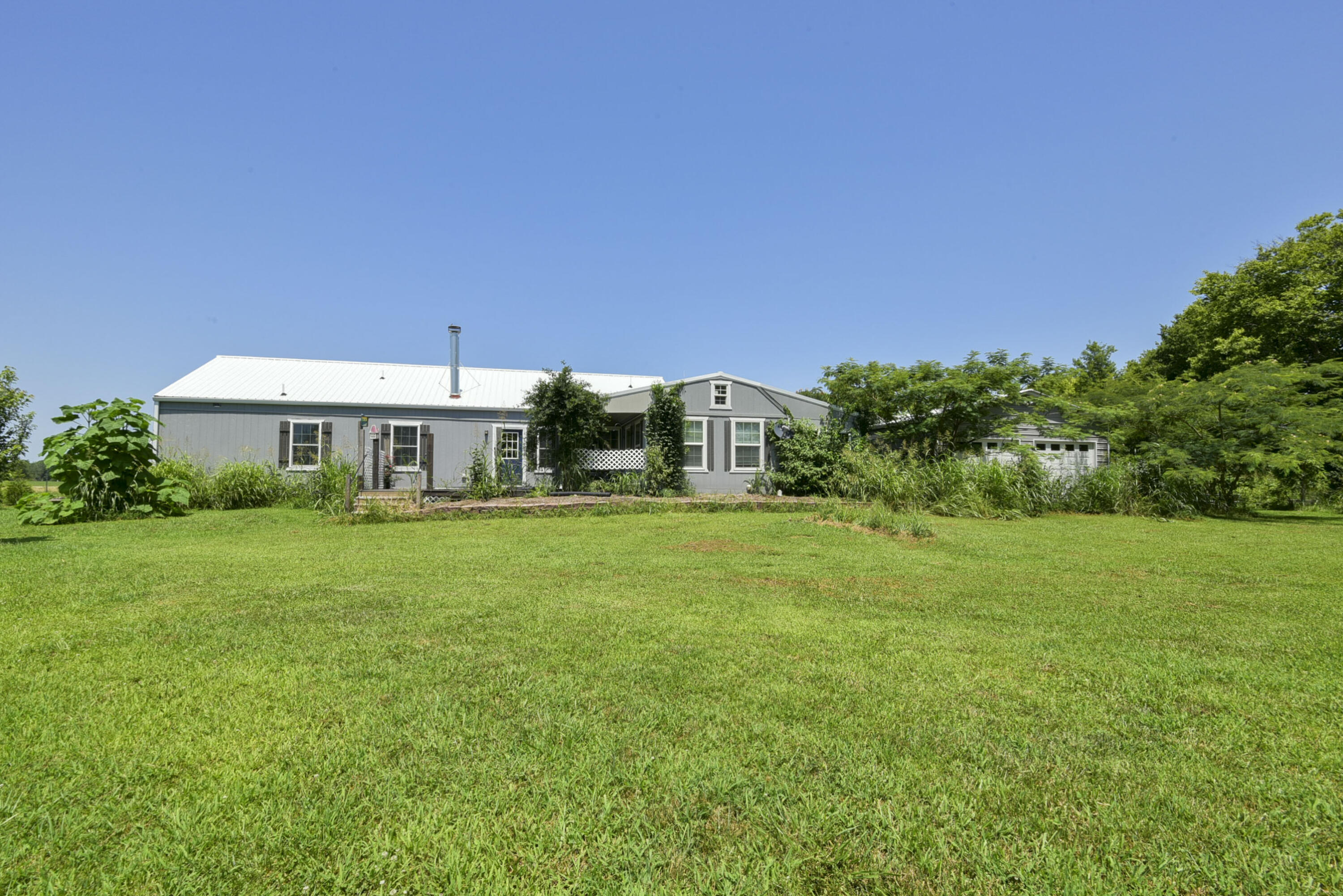 5832 South Freeman Lane Property Photo 6
