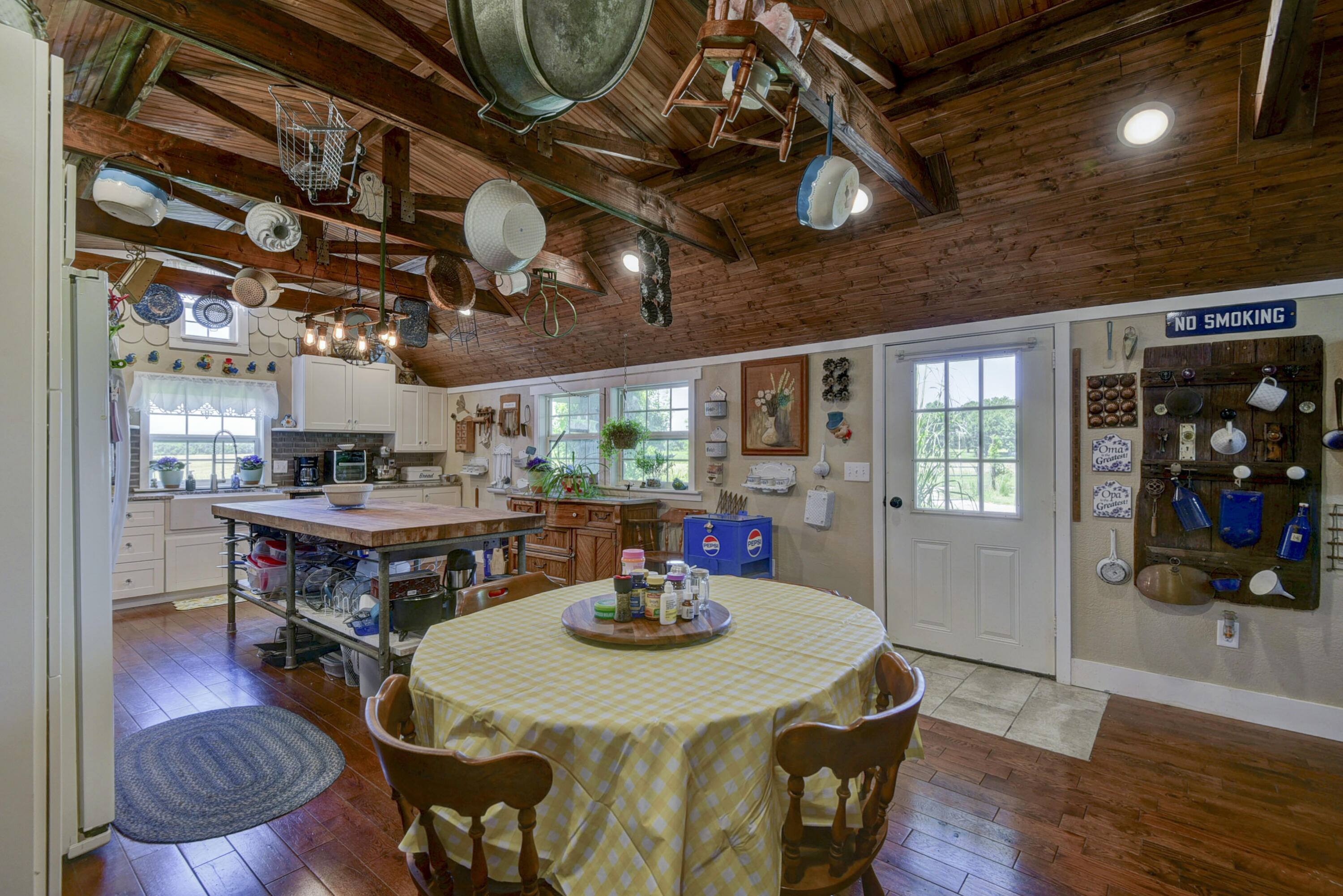 5832 South Freeman Lane Property Photo 15