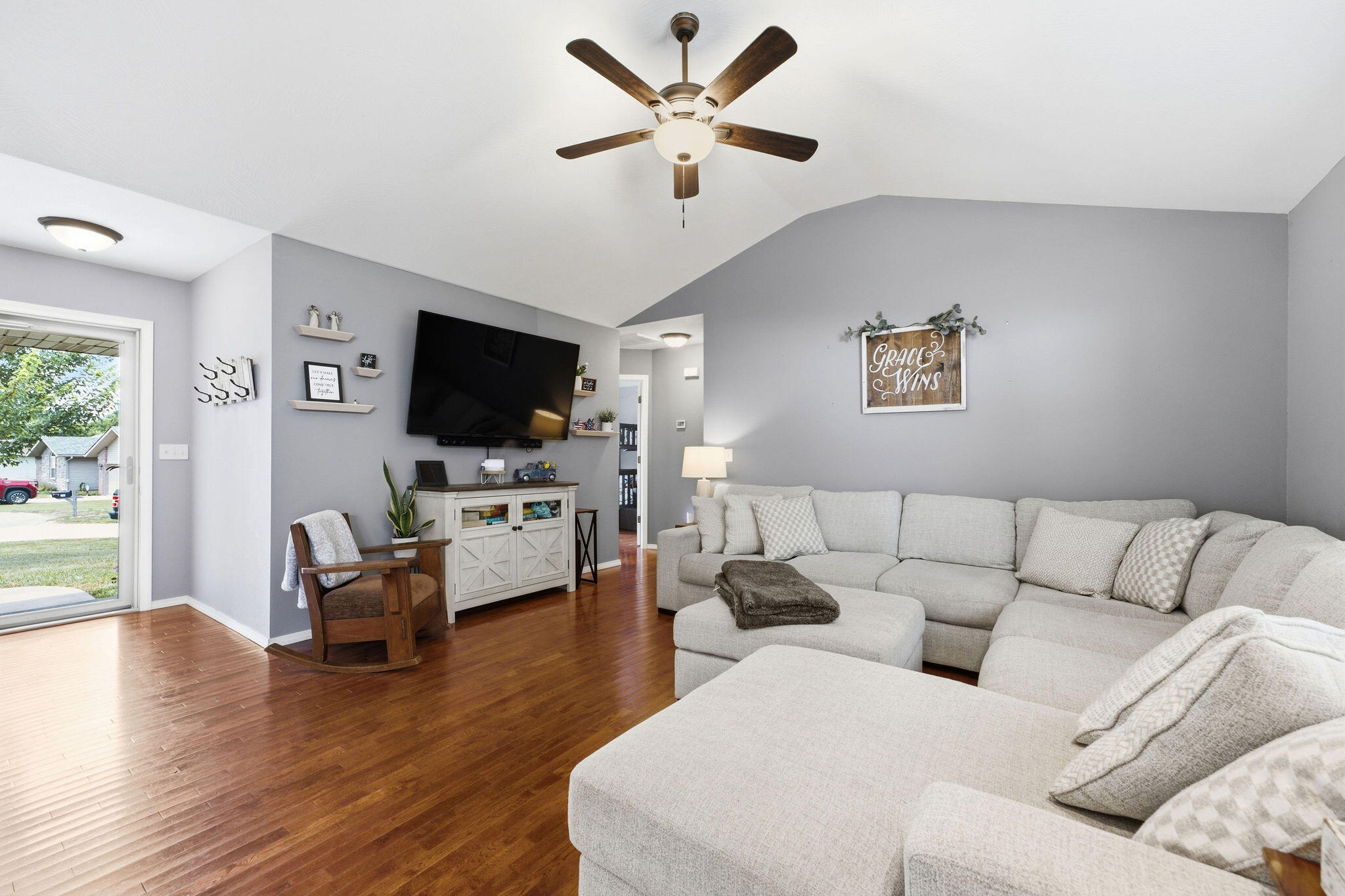 247 Bradley Court Property Photo 3