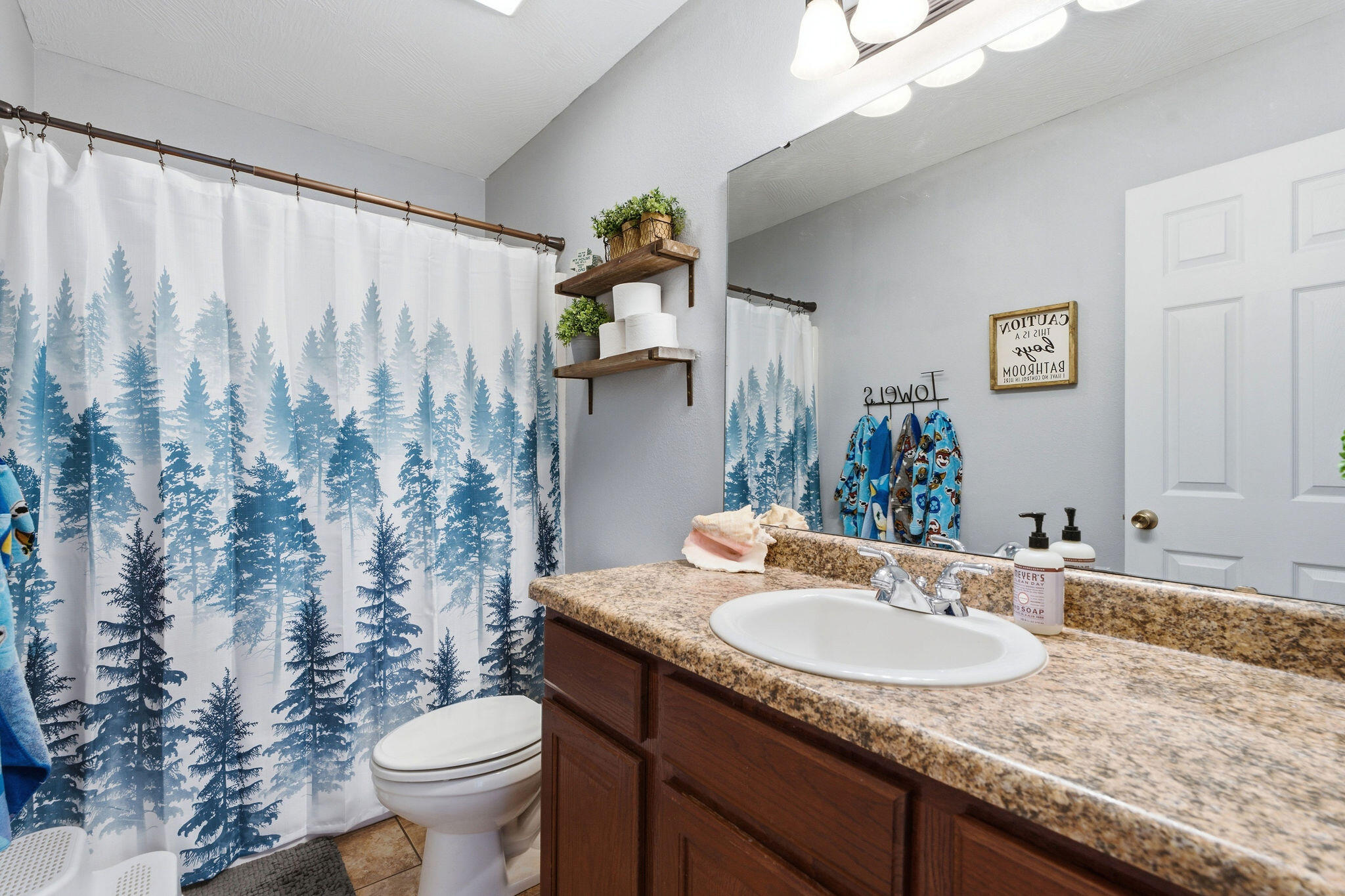 247 Bradley Court Property Photo 16