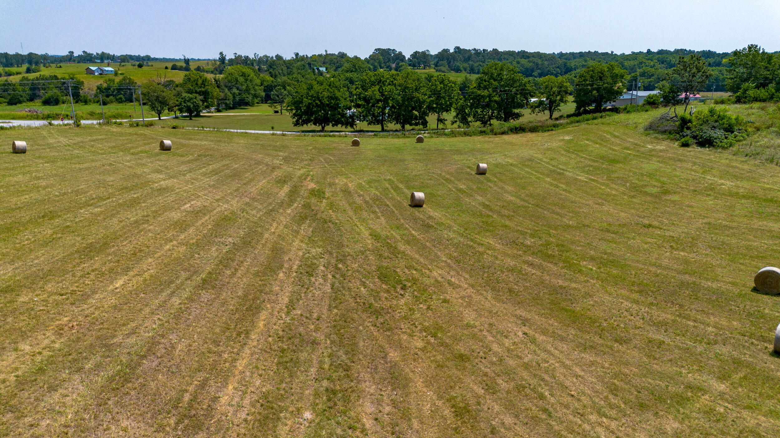 000 Farm Rd 2000 Property Photo 11