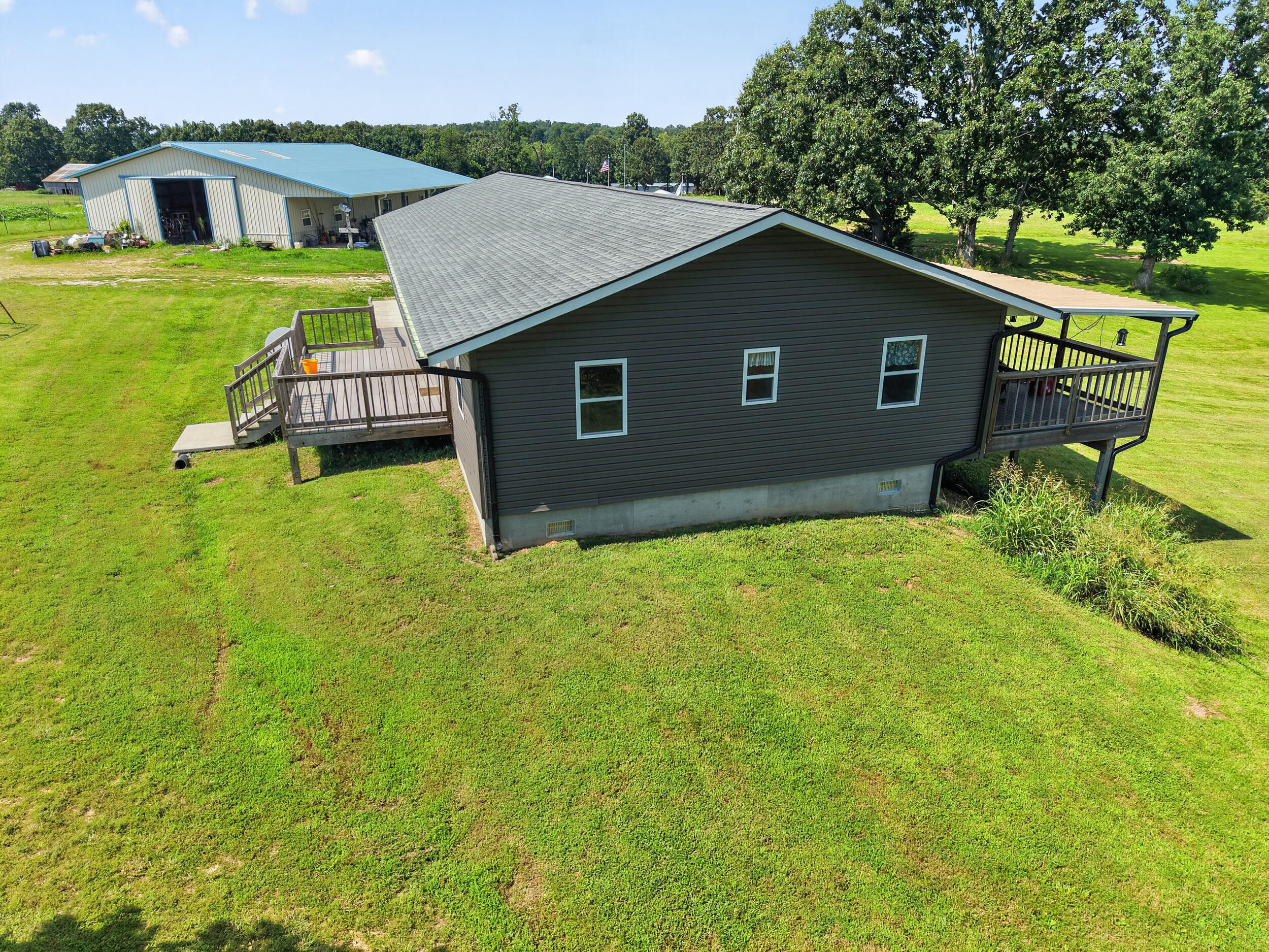 9562 State Hwy A Property Photo 6