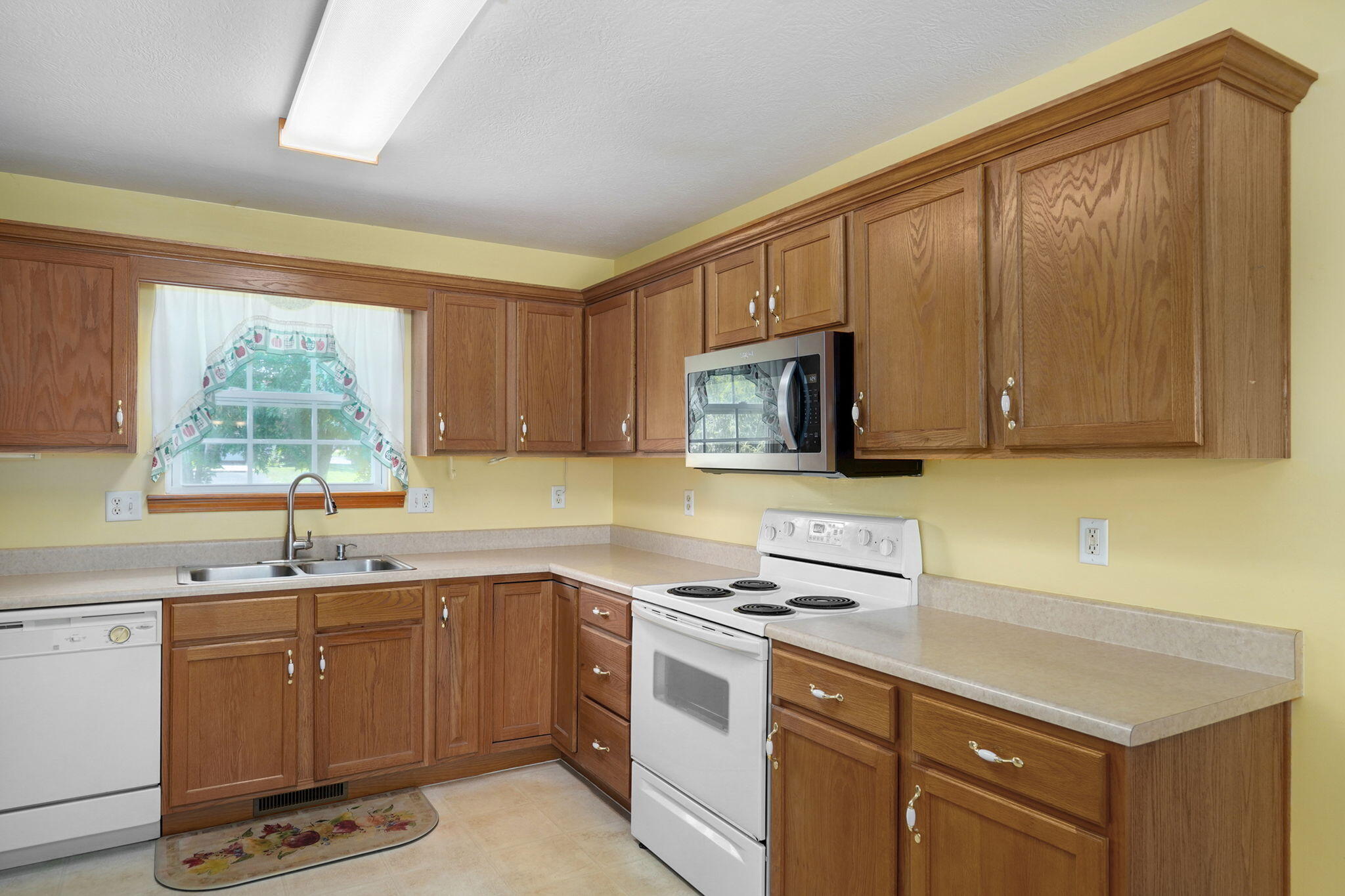108 East Canon Avenue Property Photo 13
