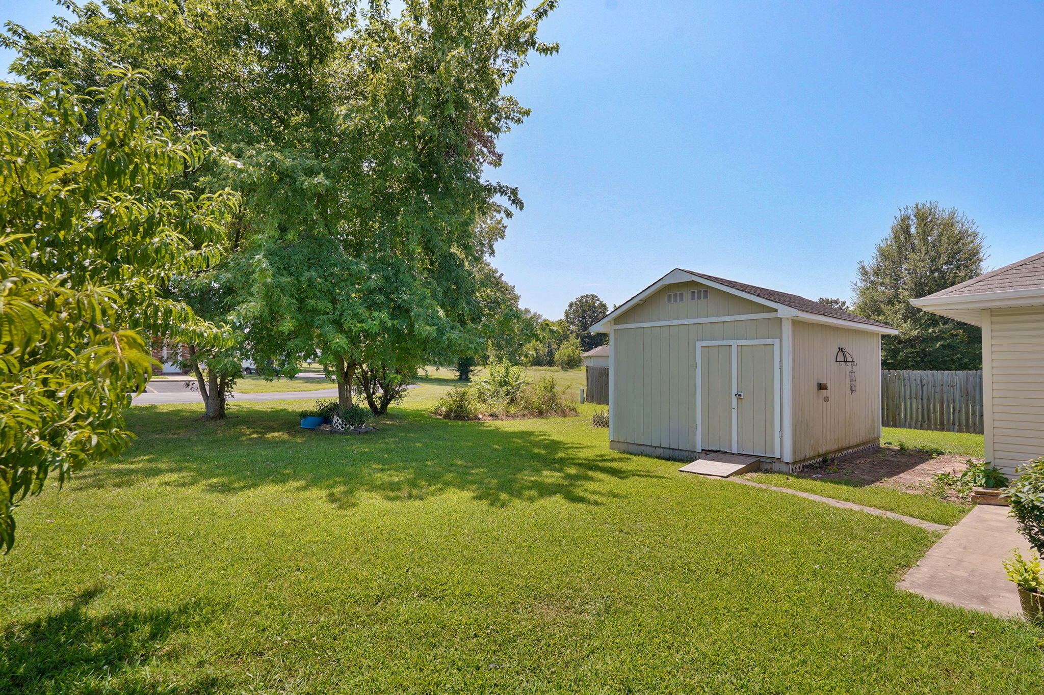 108 East Canon Avenue Property Photo 41