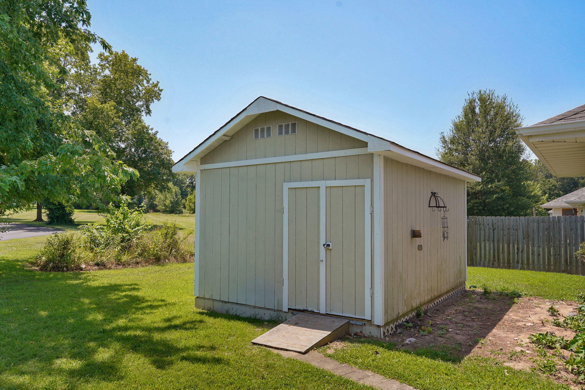 108 East Canon Avenue Property Photo 42