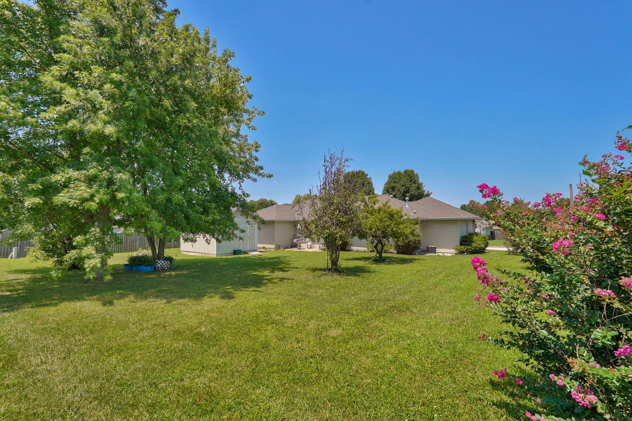 108 East Canon Avenue Property Photo 45