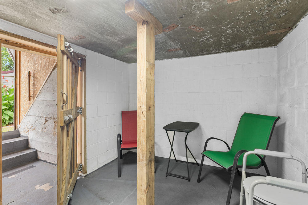 14498 Lawrence 1130 Property Photo 20