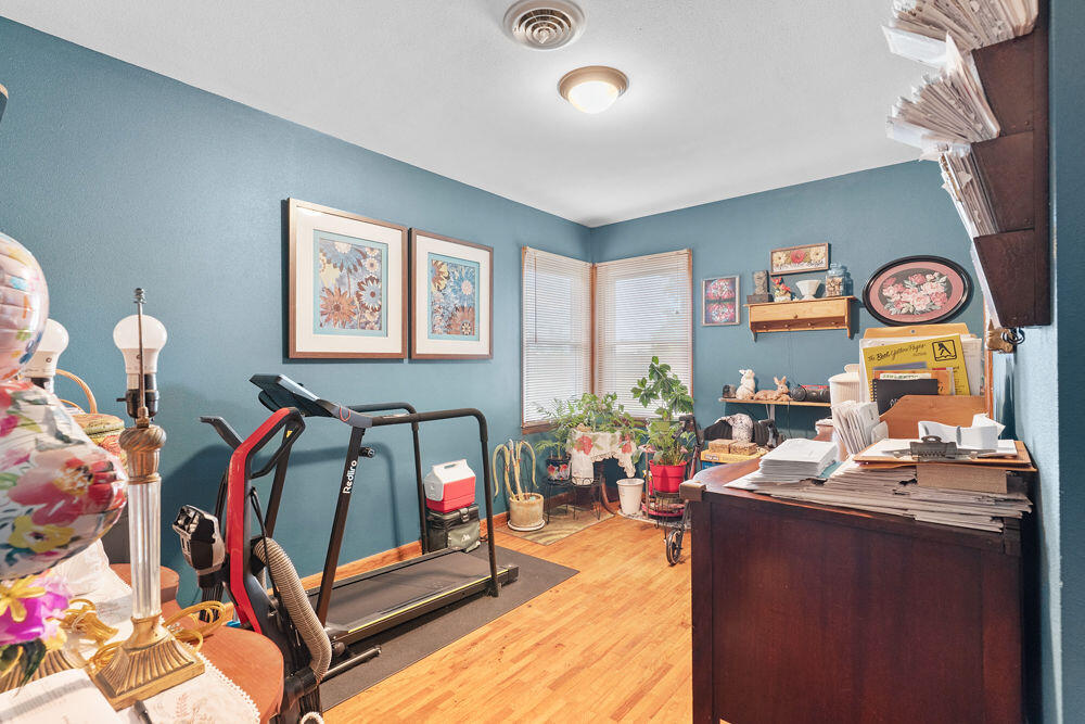 14498 Lawrence 1130 Property Photo 32