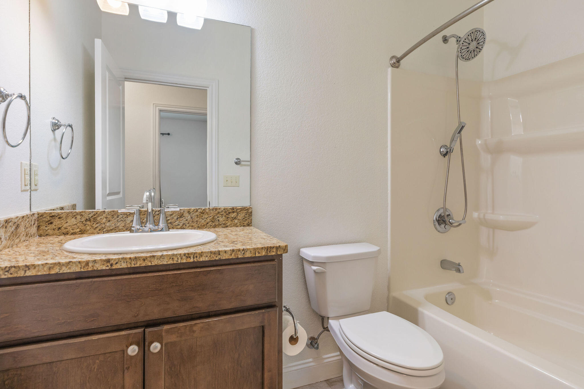 240 Spencer Drive Property Photo 20