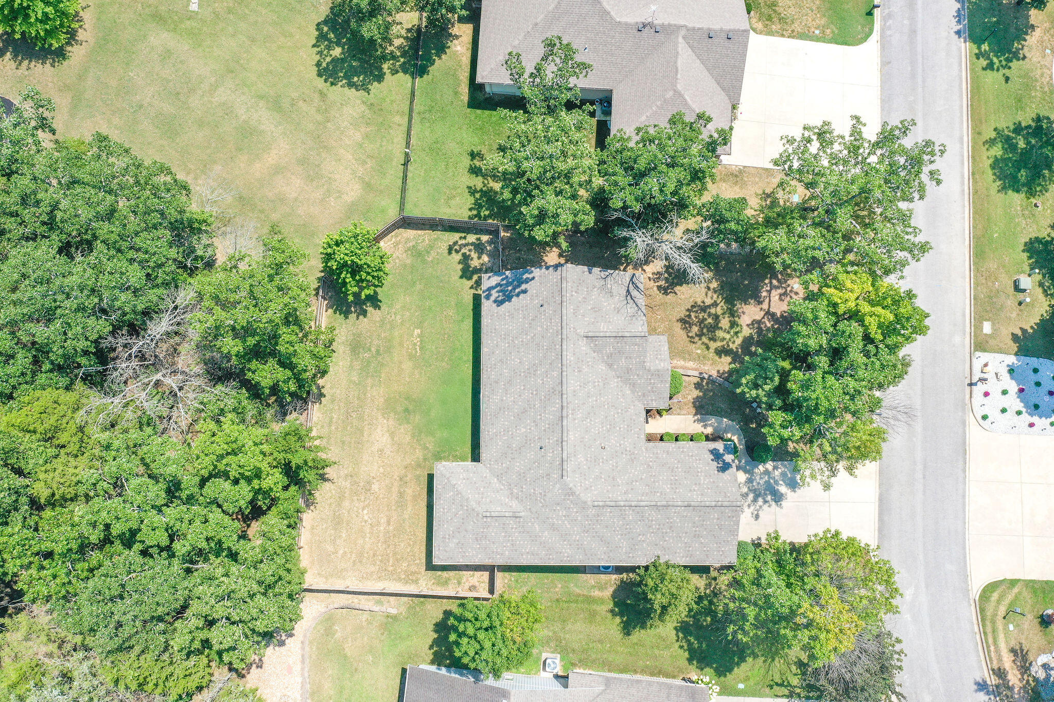240 Spencer Drive Property Photo 24