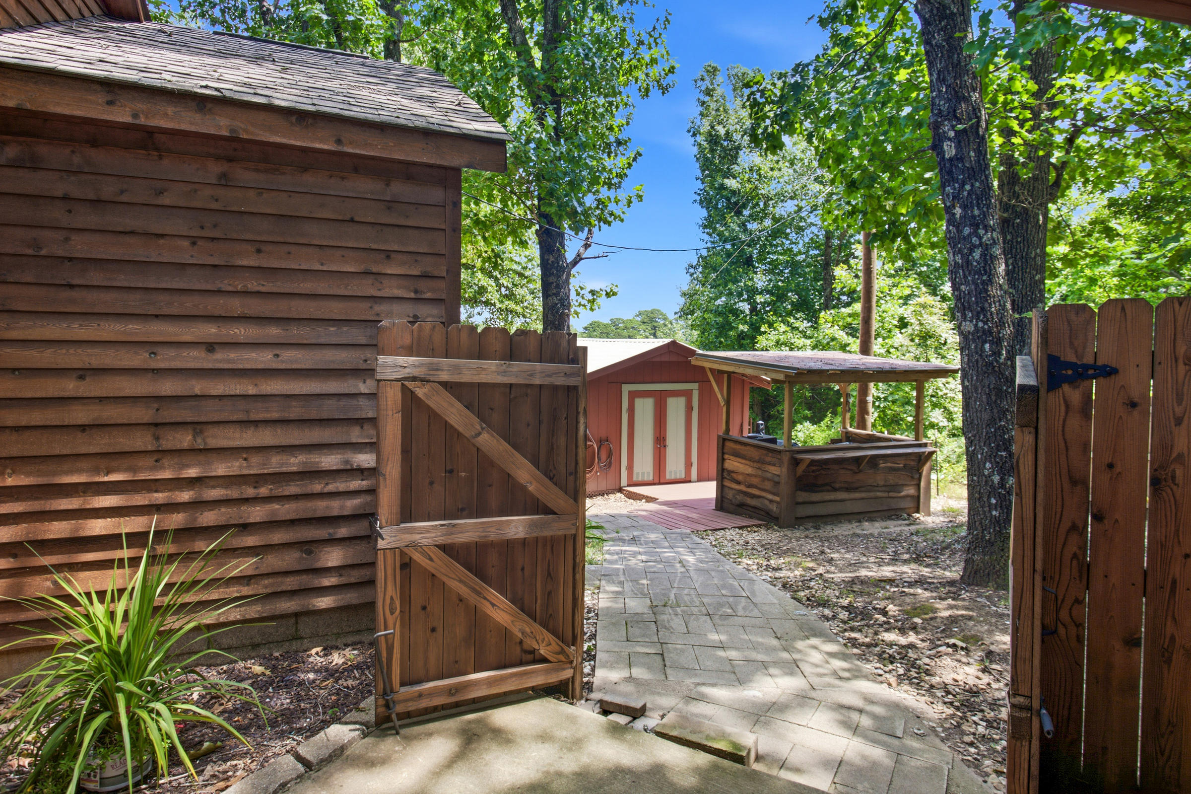 4902 State Highway 13 Property Photo 25