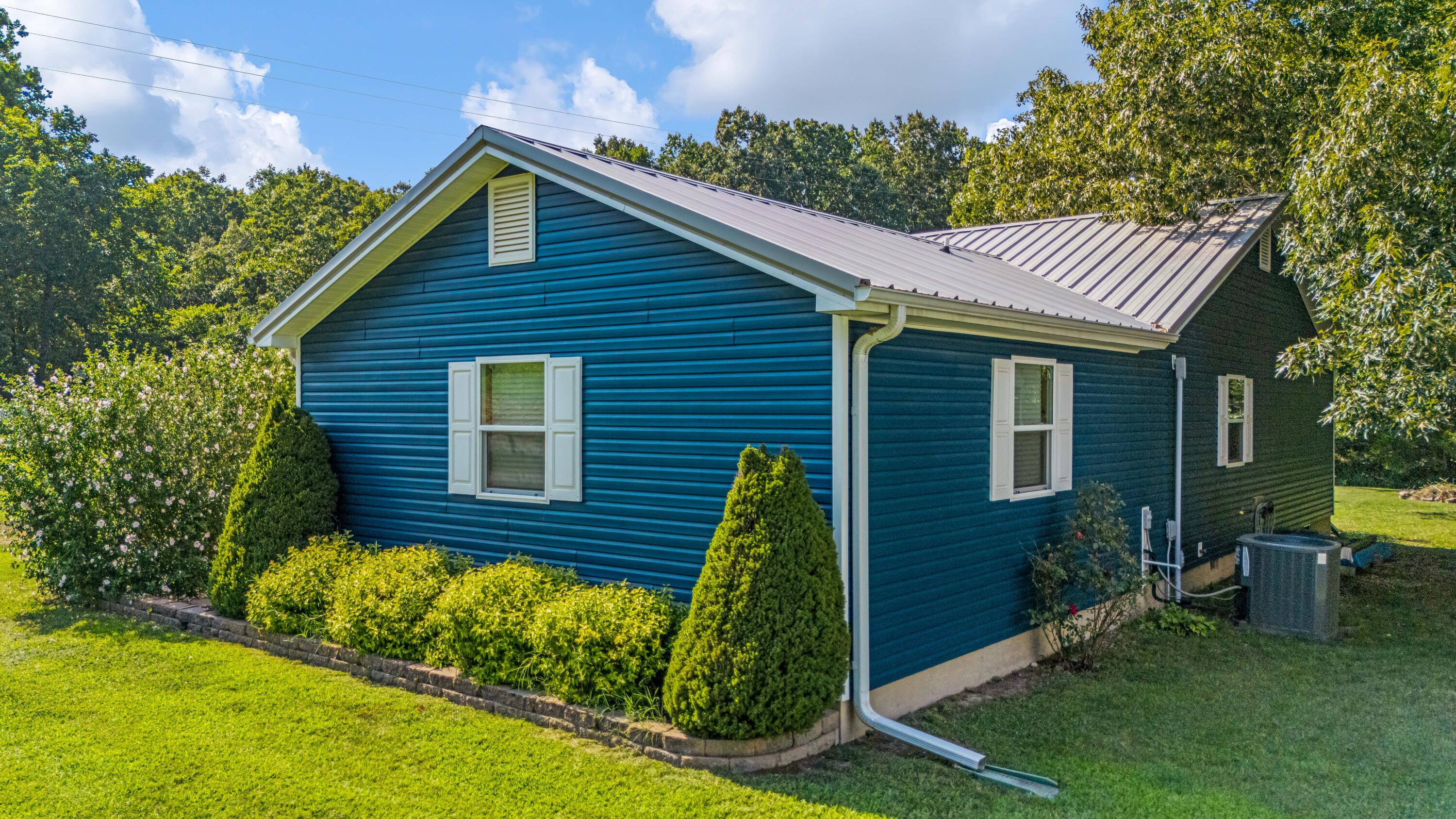13832 County Road 8110 Property Photo 6