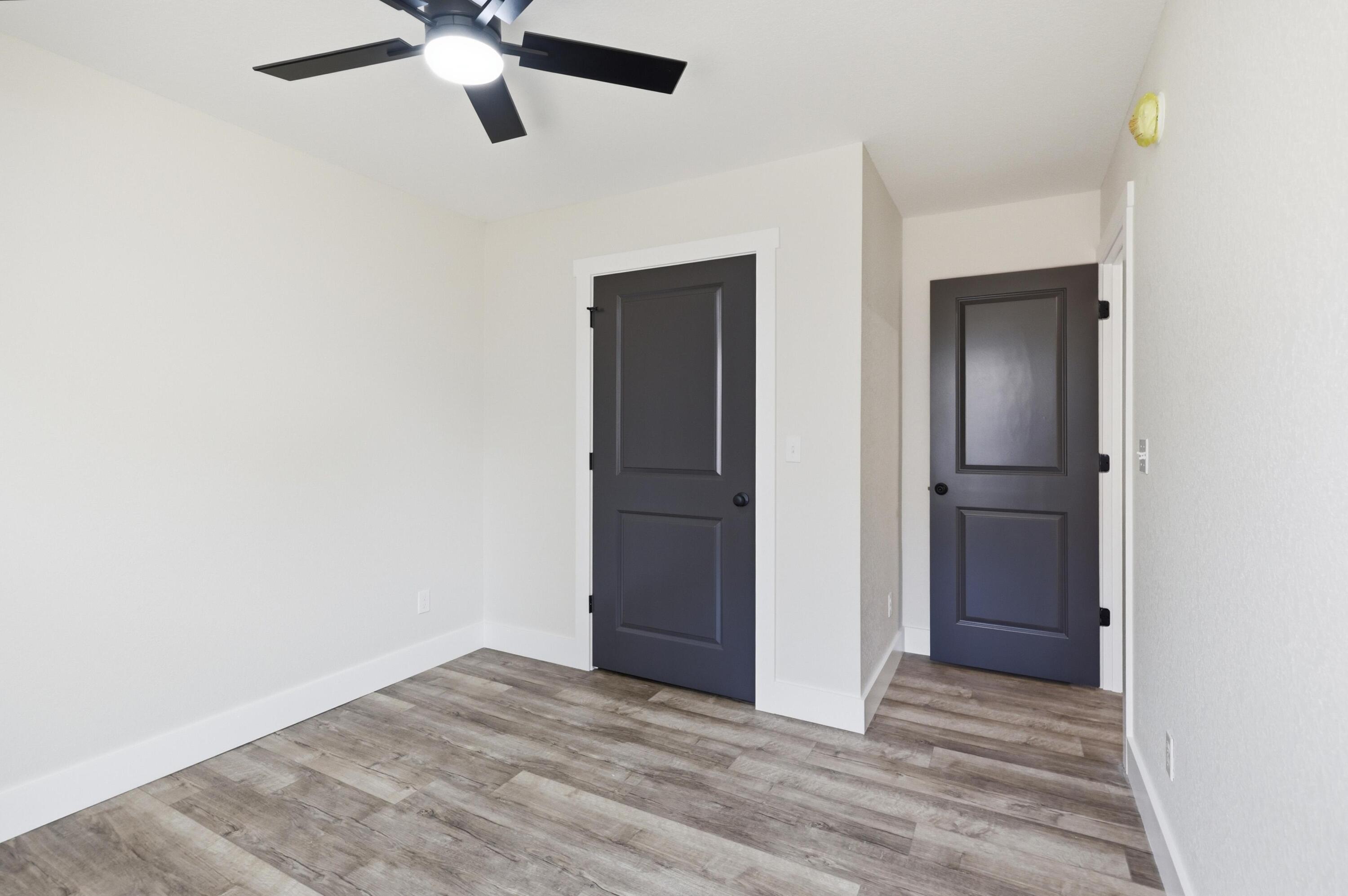 314 West Daugherty Street Property Photo 29