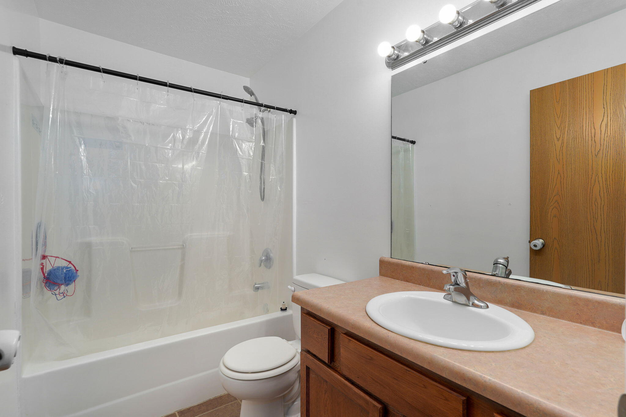 751 West Logan Street Property Photo 14