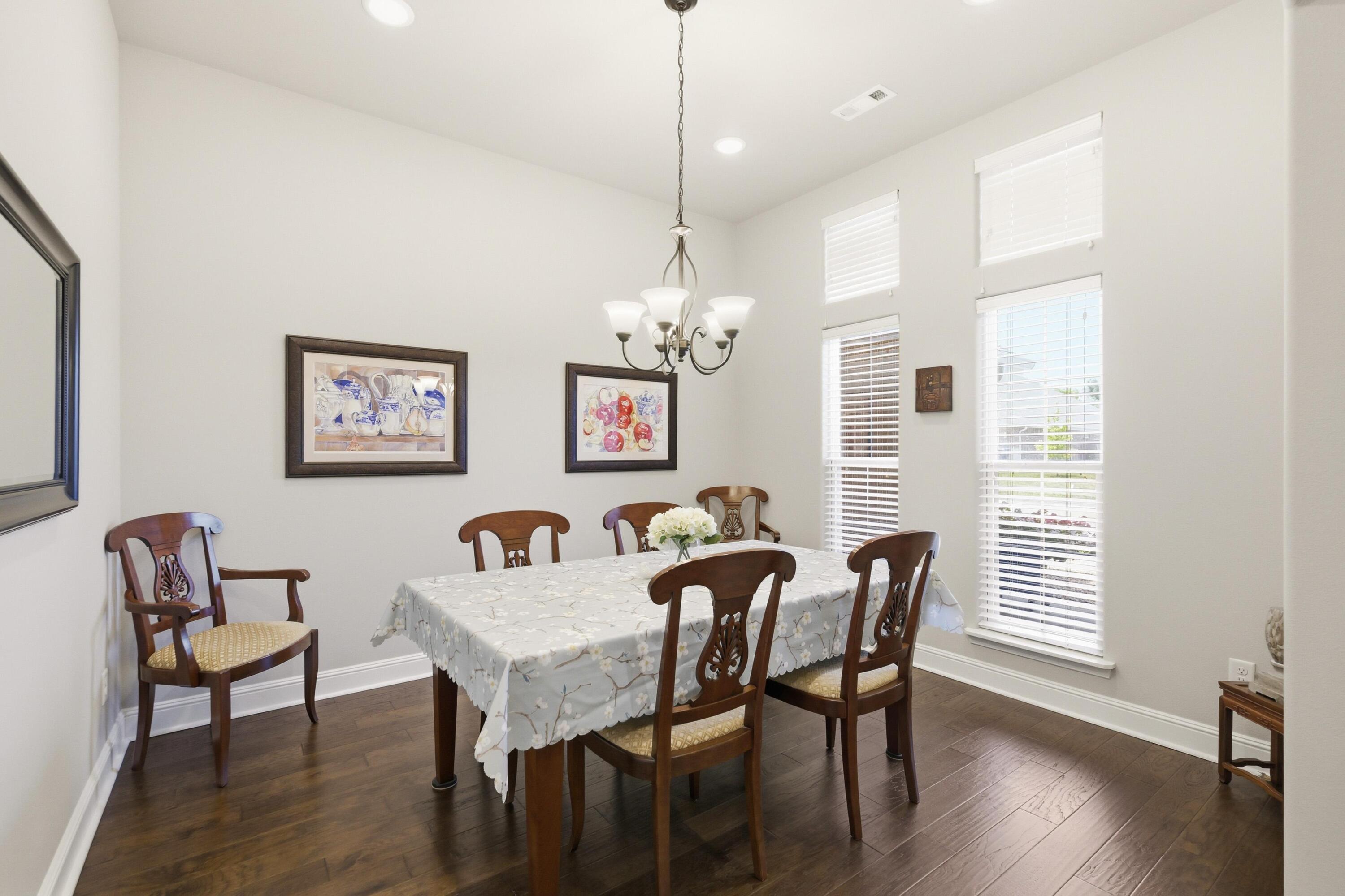 1003 Mckenzie Circle Property Photo 6