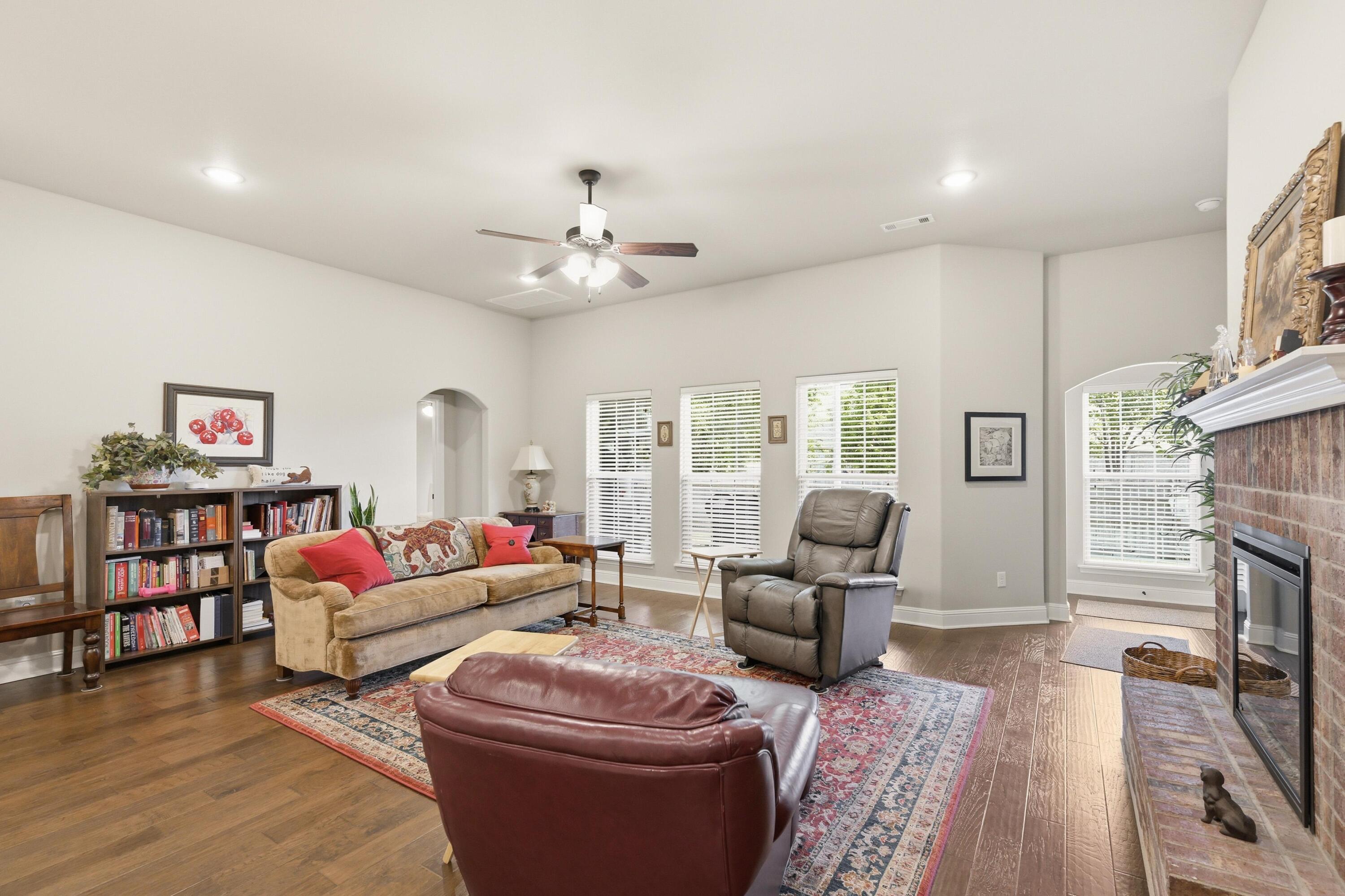 1003 Mckenzie Circle Property Photo 26
