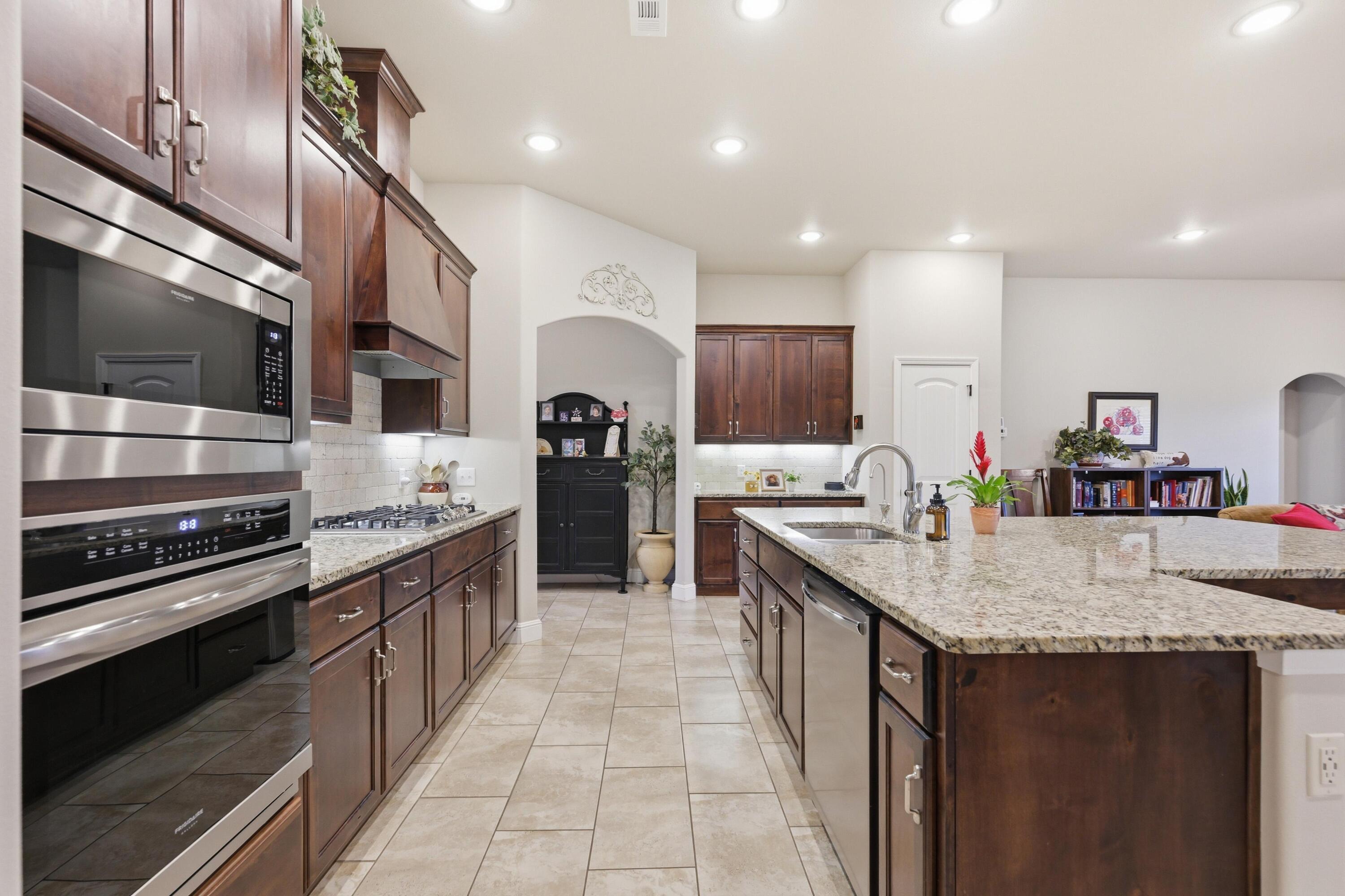 1003 Mckenzie Circle Property Photo 31