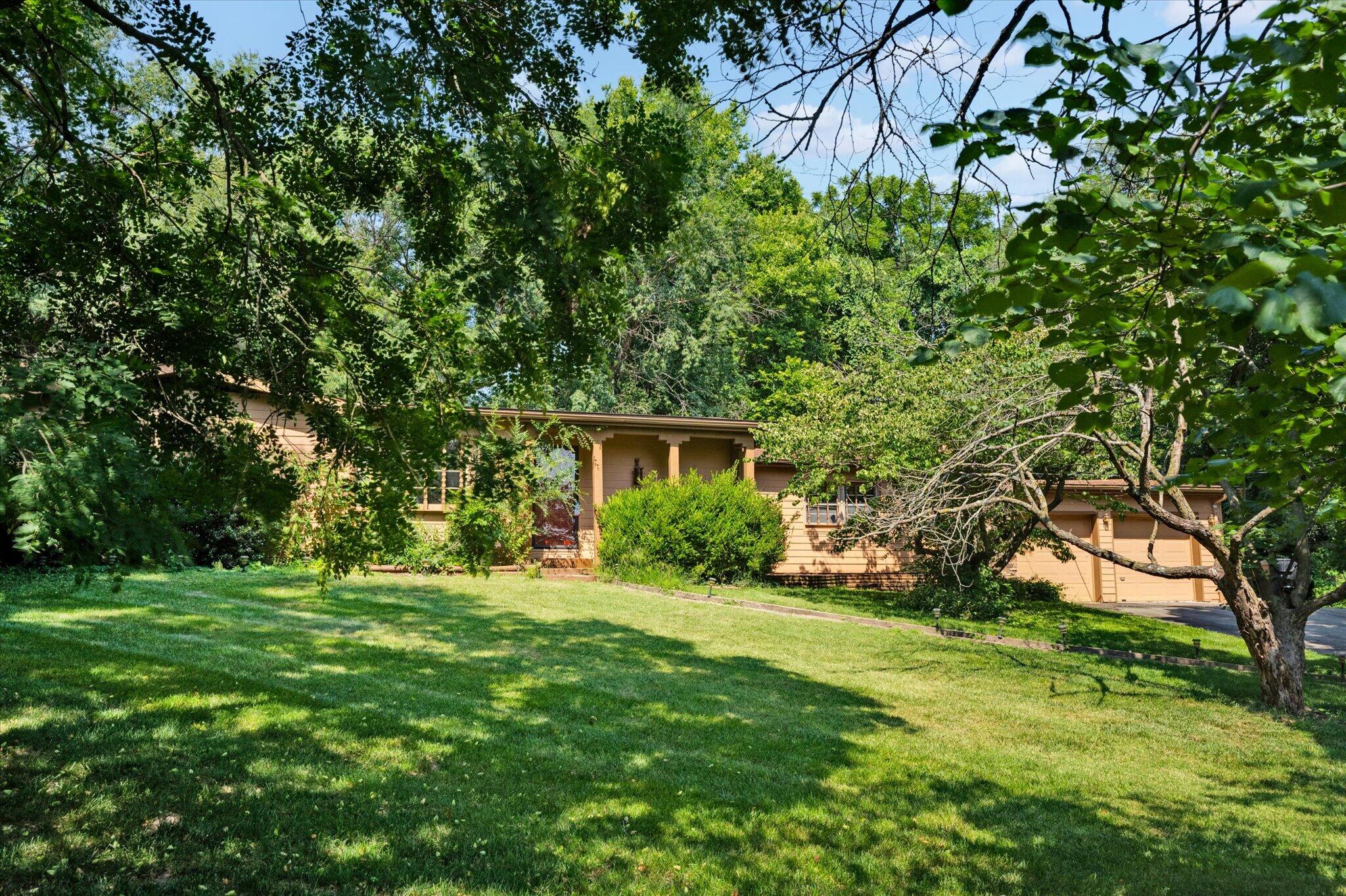 4235 South Windermere Avenue Property Photo 5