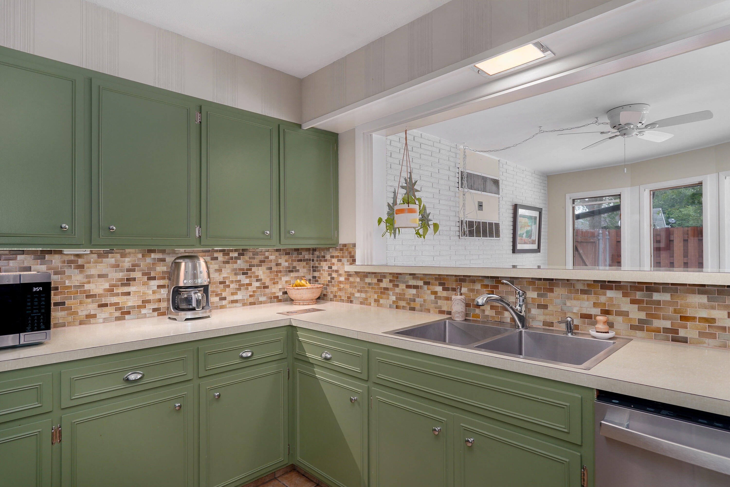 1901 South Cedarbrook Avenue Property Photo 23