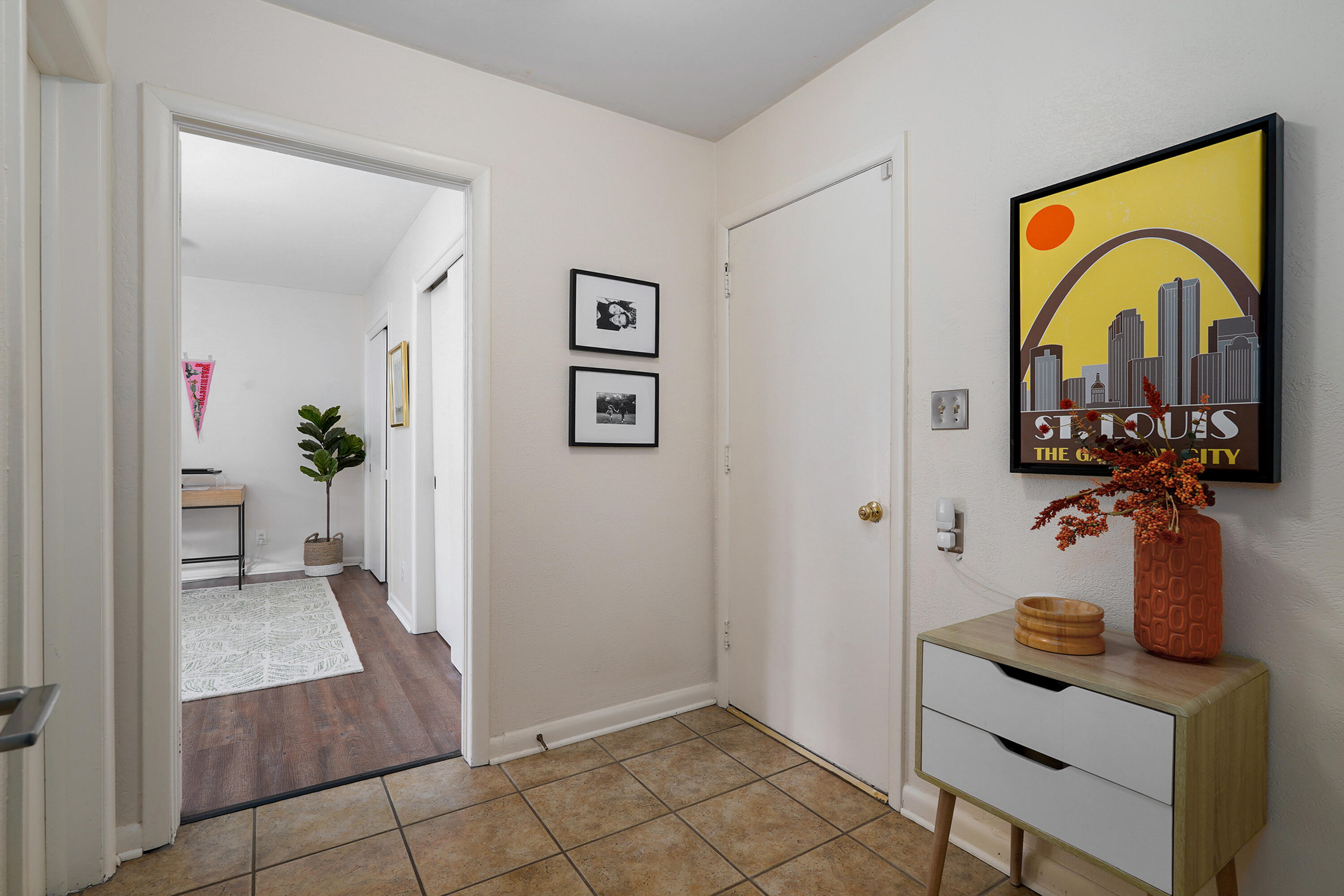 1901 South Cedarbrook Avenue Property Photo 44