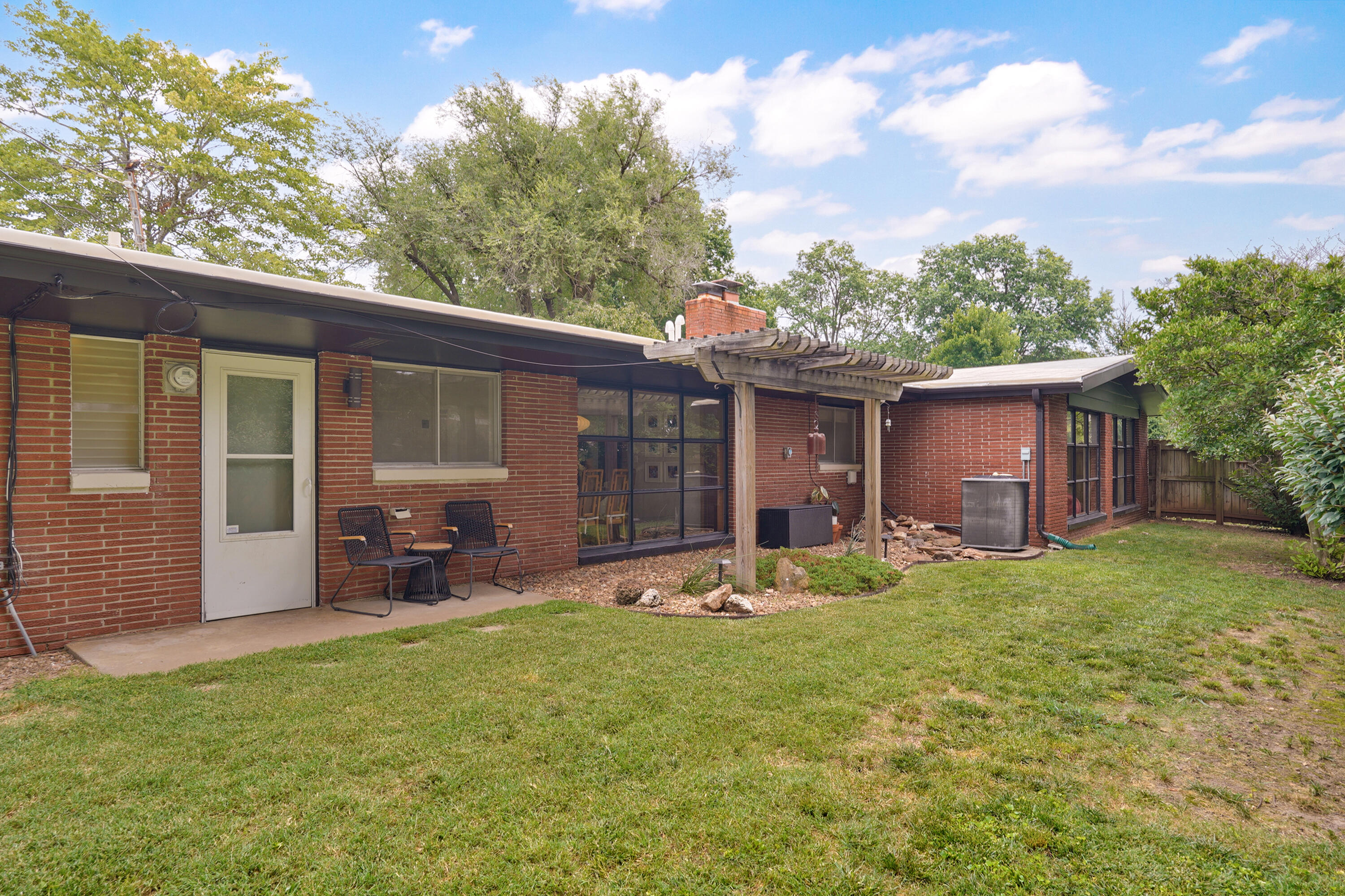 1901 South Cedarbrook Avenue Property Photo 59