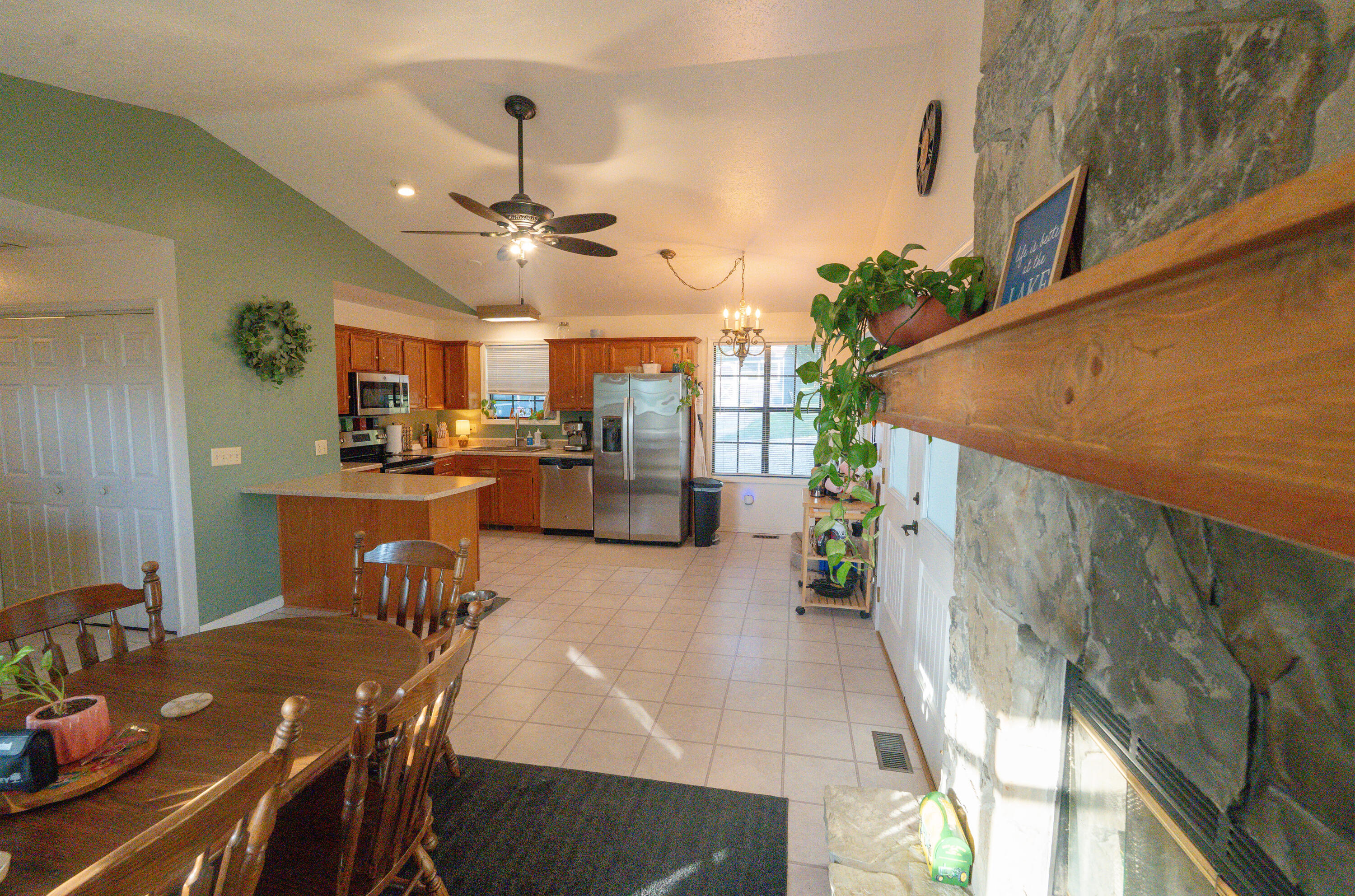 306 Deer Park Circle Property Photo 6