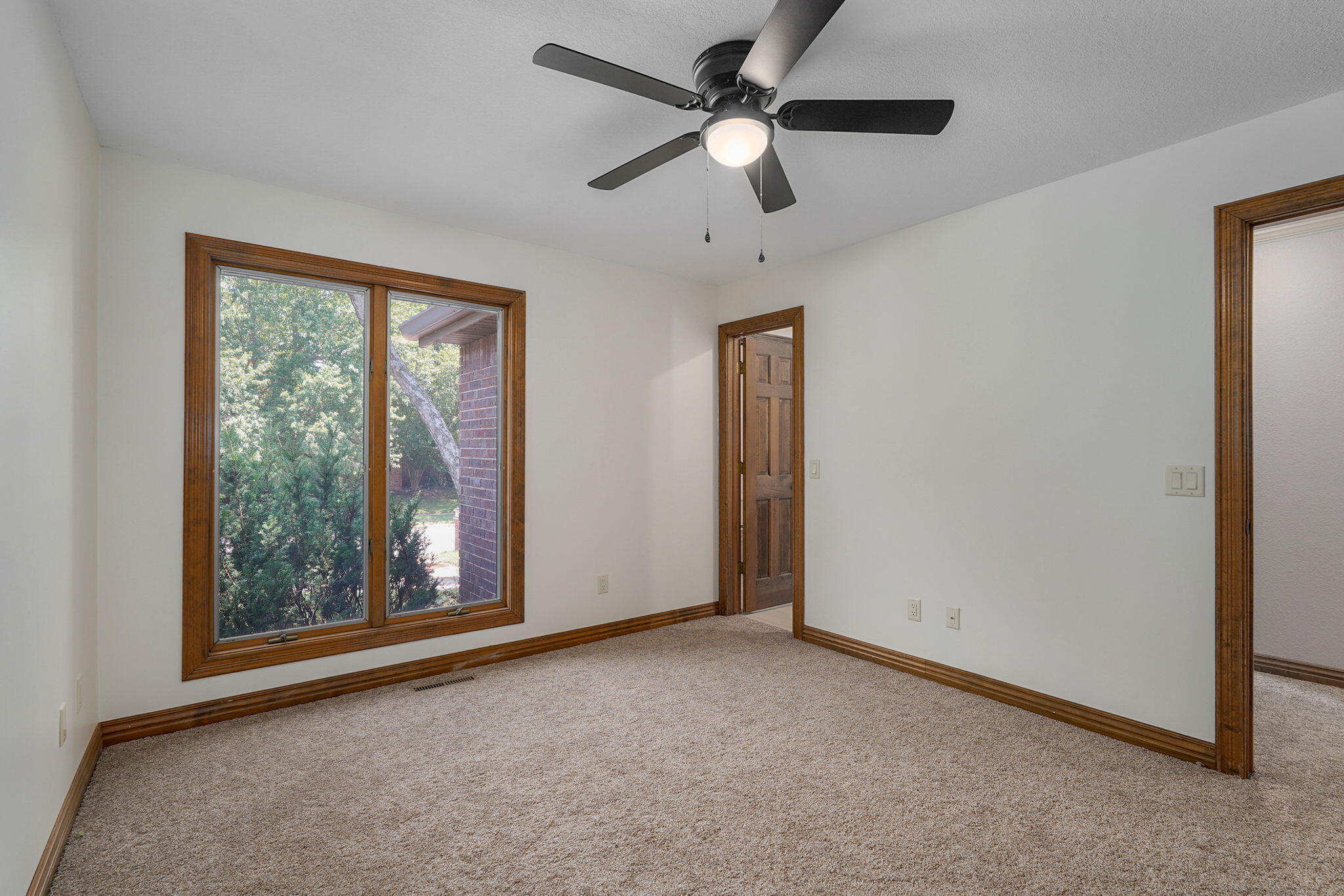 4931 South Glenhaven Avenue Property Photo 34