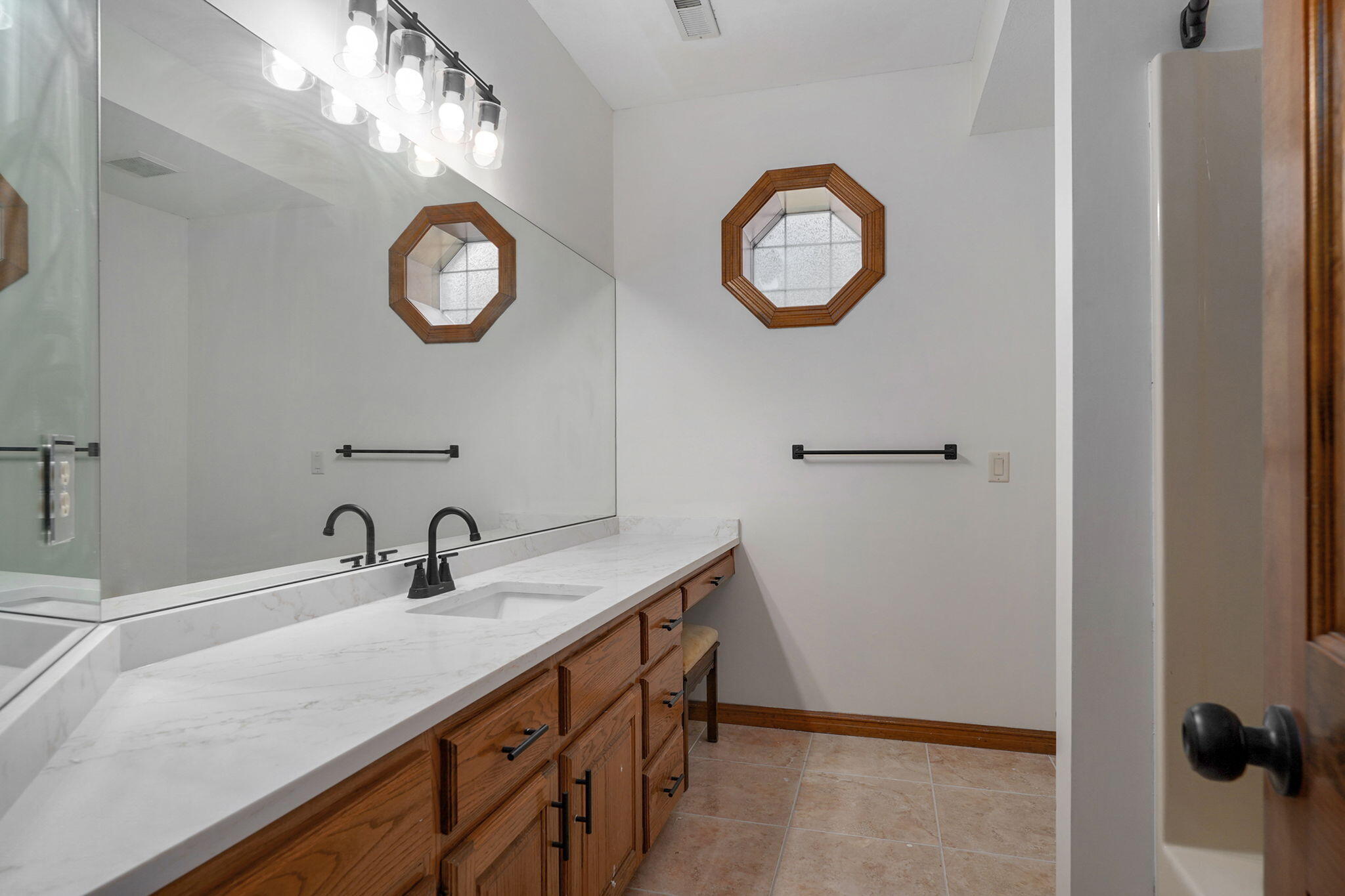 4931 South Glenhaven Avenue Property Photo 41