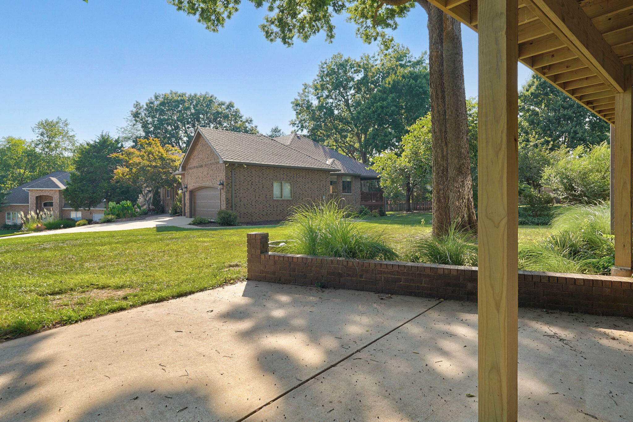 4931 South Glenhaven Avenue Property Photo 46