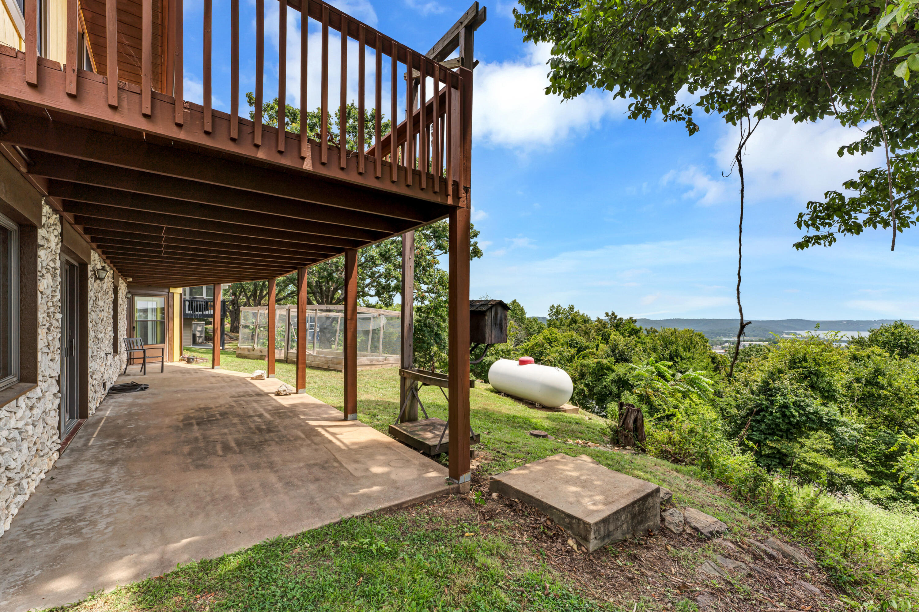 10 Hillcrest Drive Property Photo 45