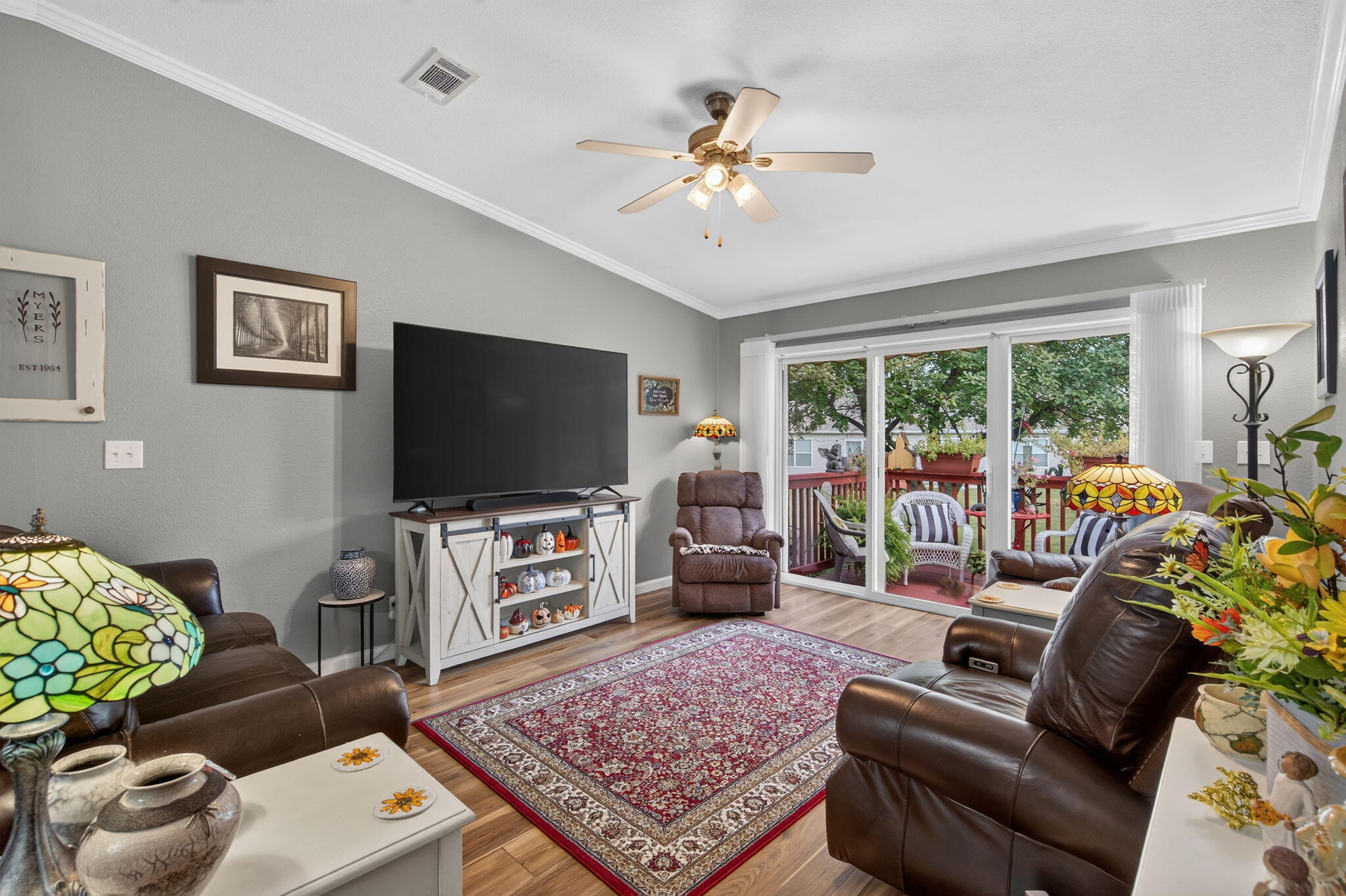 540 Van Buren Road 2 Property Photo 4