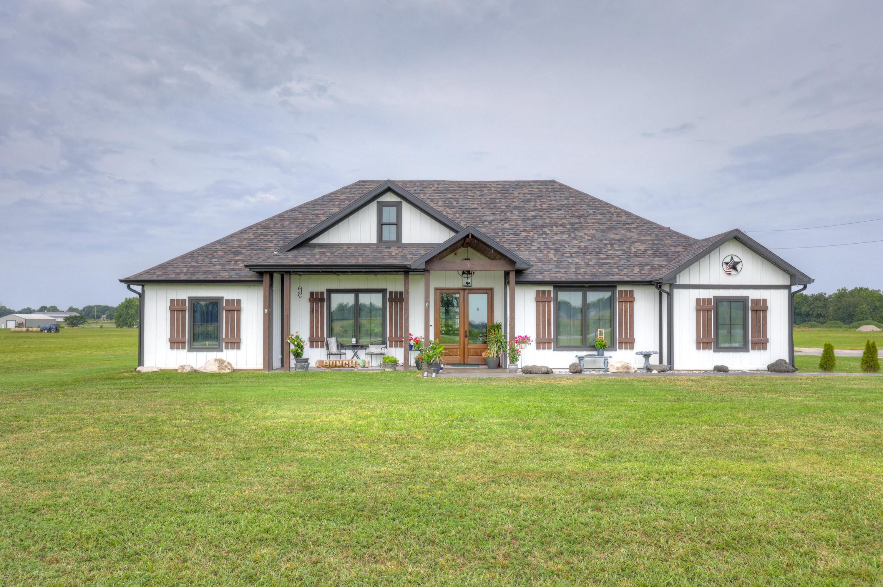 14856 Heron Drive Property Photo 1