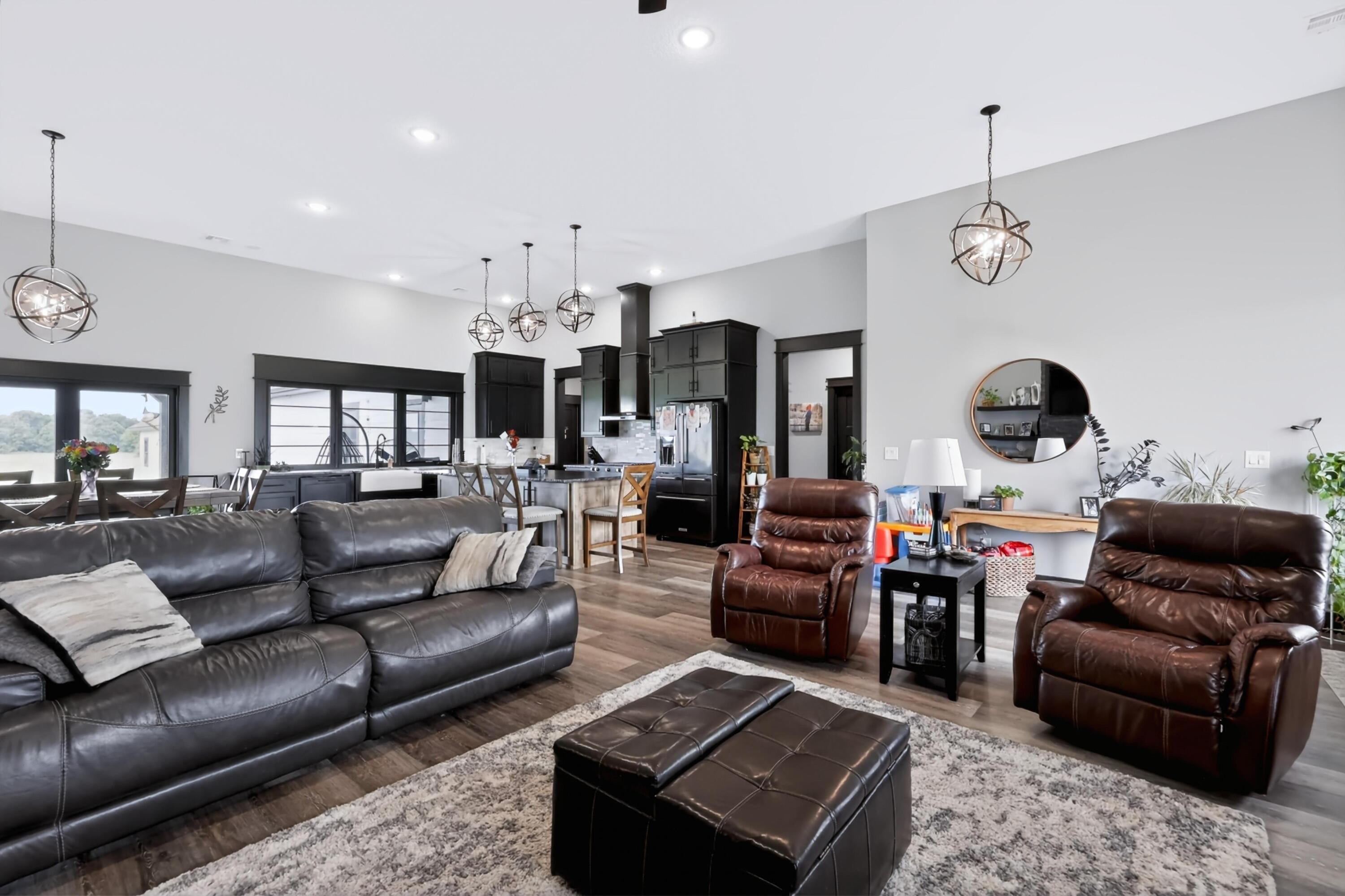 14856 Heron Drive Property Photo 16