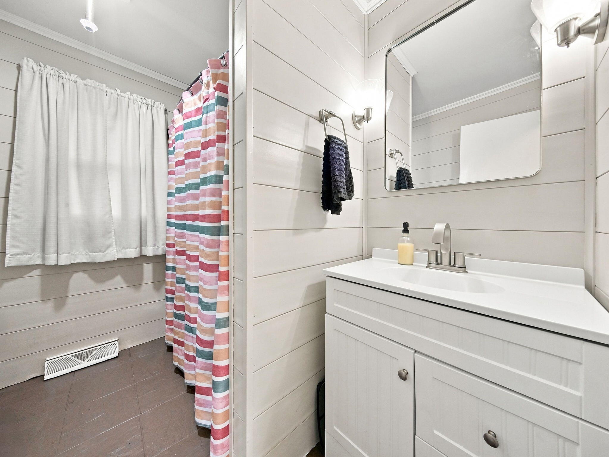 105 East Meadowbrook Avenue Property Photo 27