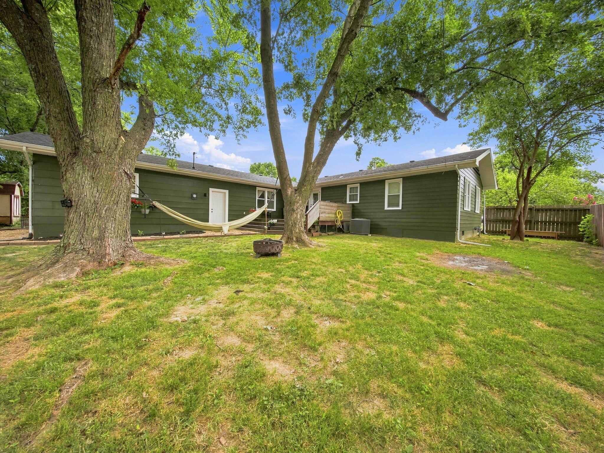 105 East Meadowbrook Avenue Property Photo 34