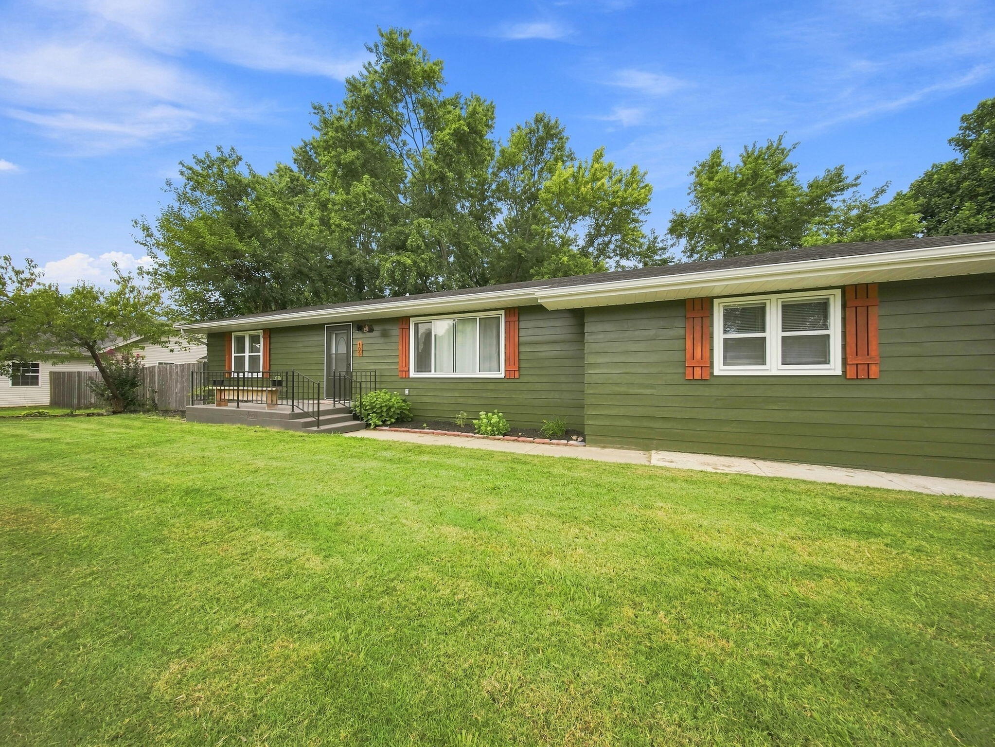 105 East Meadowbrook Avenue Property Photo 43