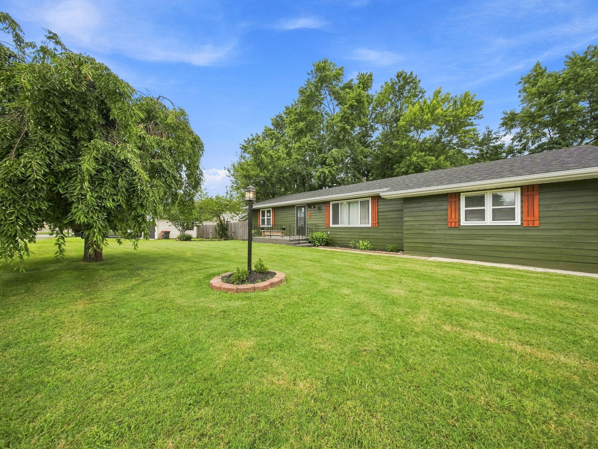 105 East Meadowbrook Avenue Property Photo 44