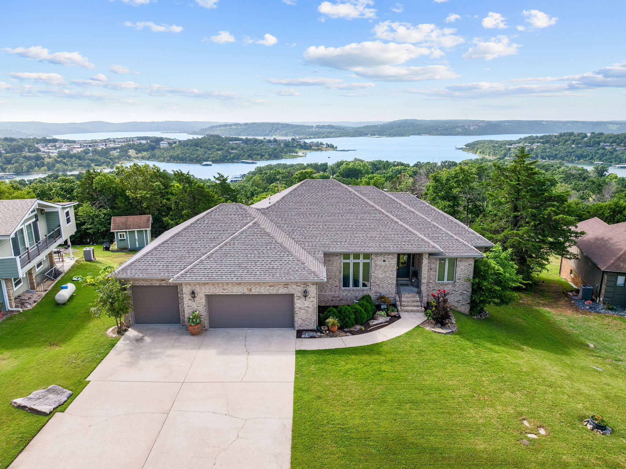18 Skyline Drive Property Photo 1