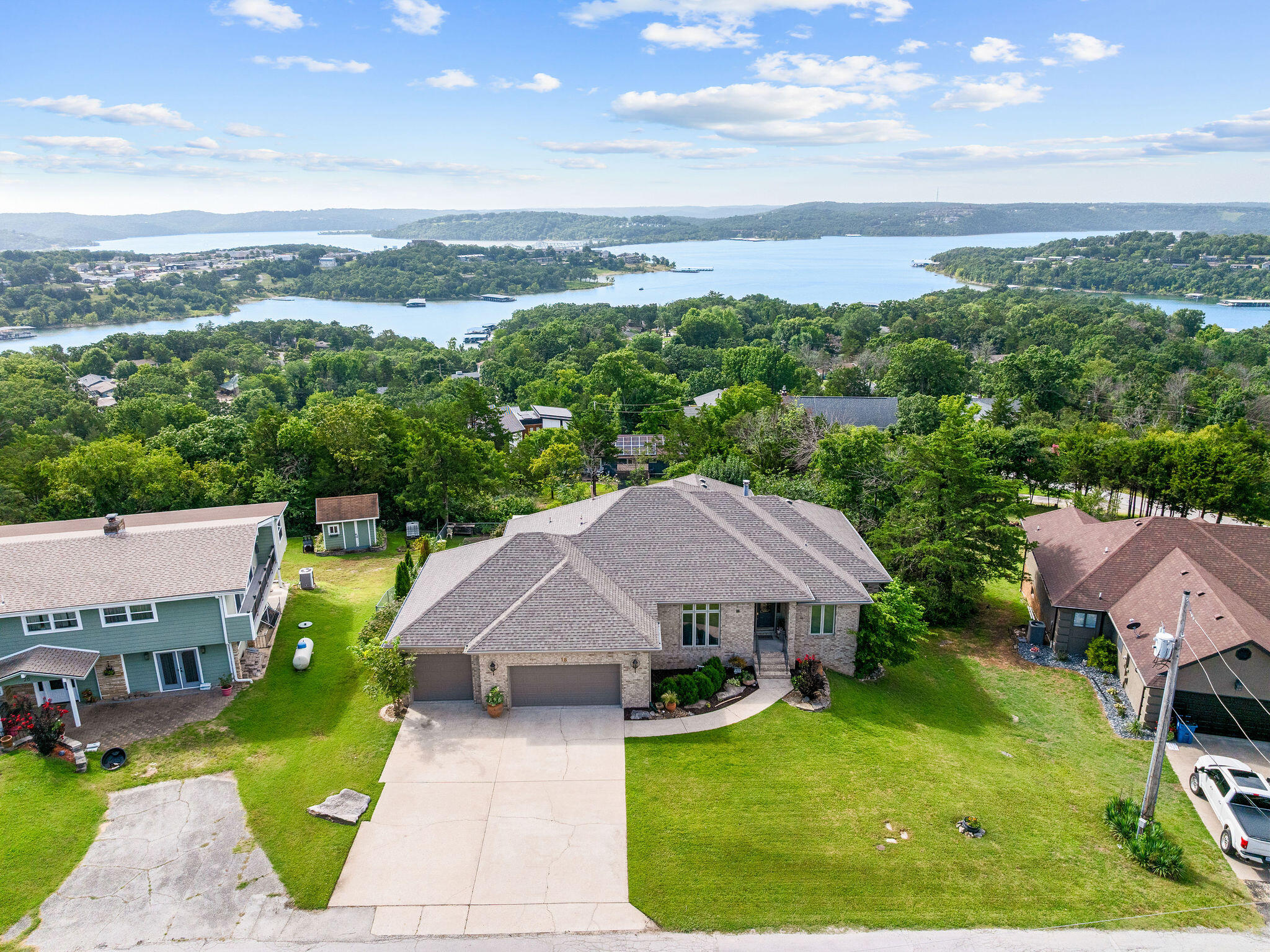 18 Skyline Drive Property Photo 3