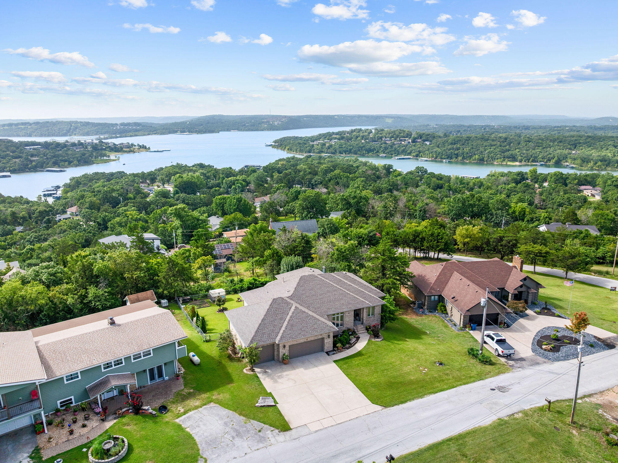 18 Skyline Drive Property Photo 4